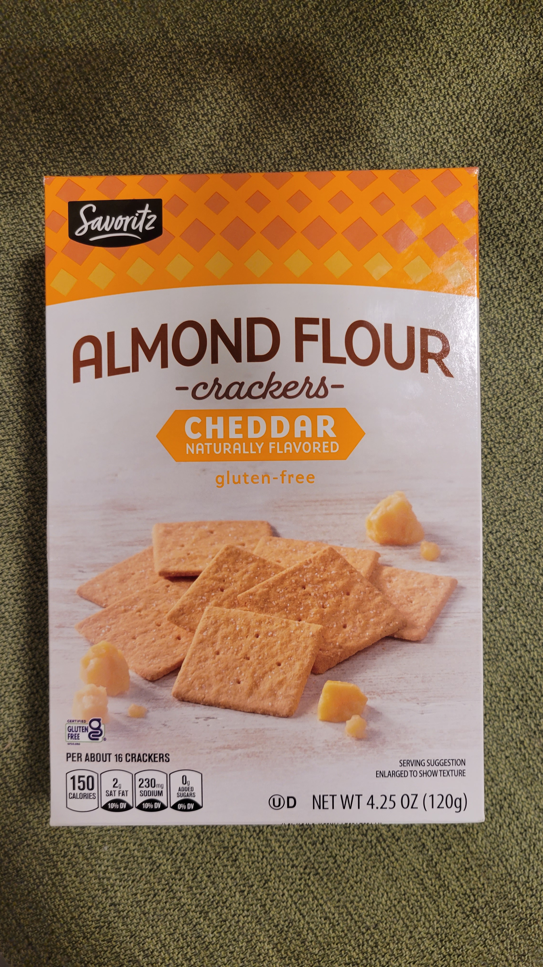 Aldi's Cheddar Almond Flour Crackers: Snack Time Delight