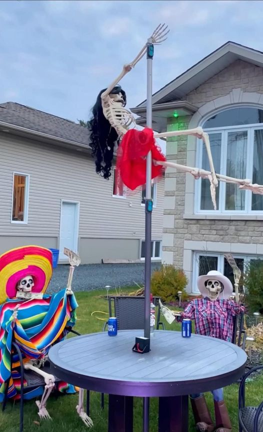 The Ultimate Halloween Decoration Showcase