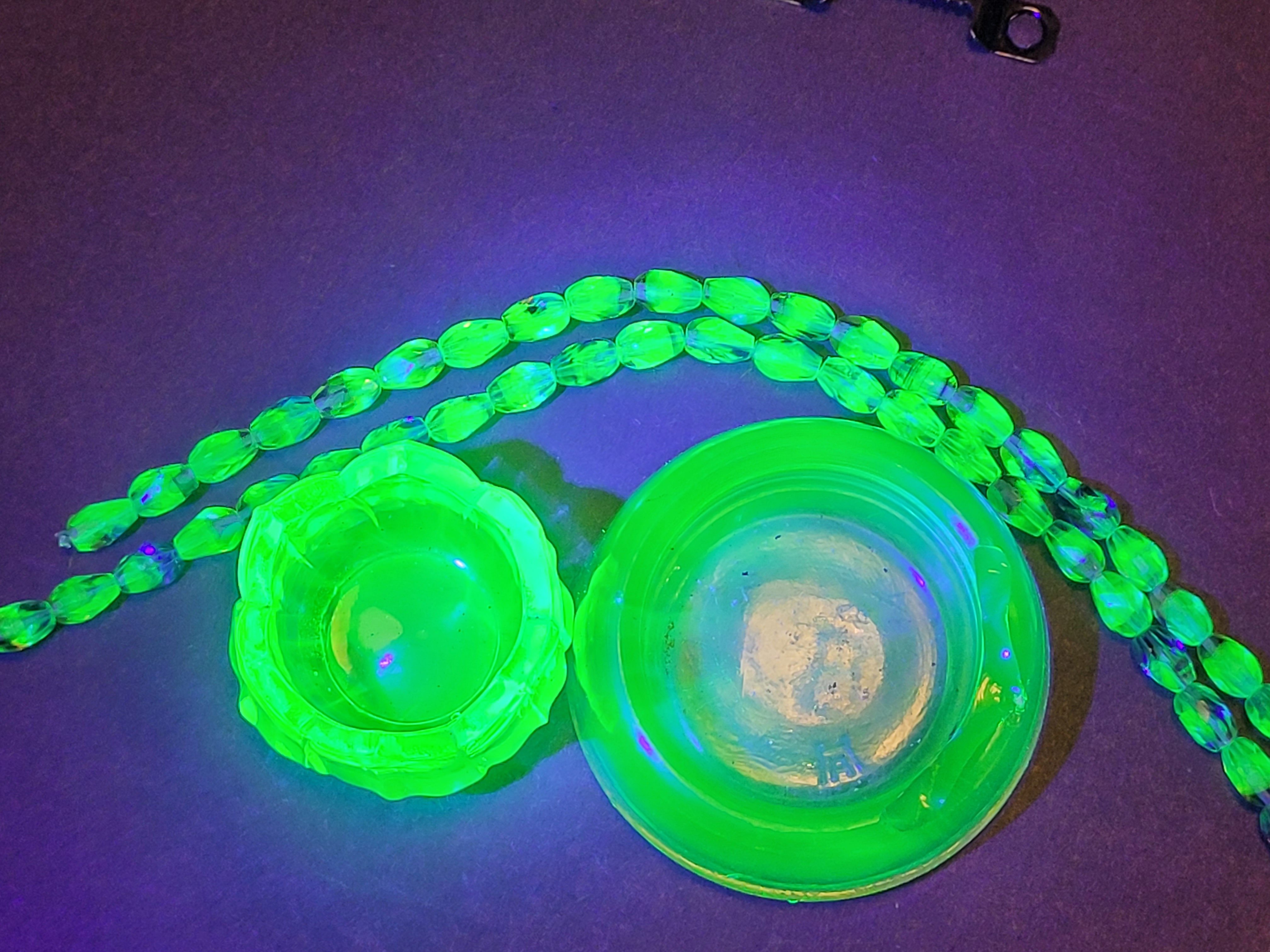 Check out this week's amazing uranium glass discoveries!