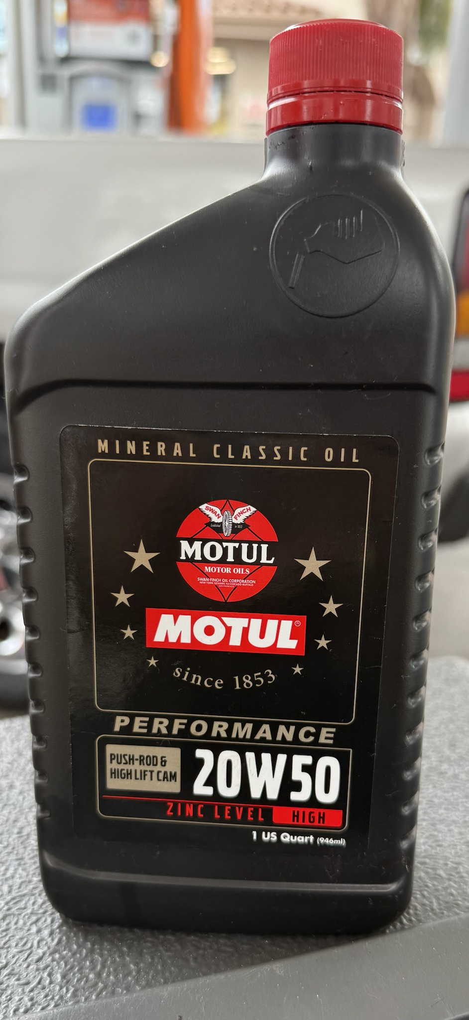High-Performance Motul 20W-50 Mineral Classic Oil with Elevated Zinc Levels for Push Rods and High-Lift Cams