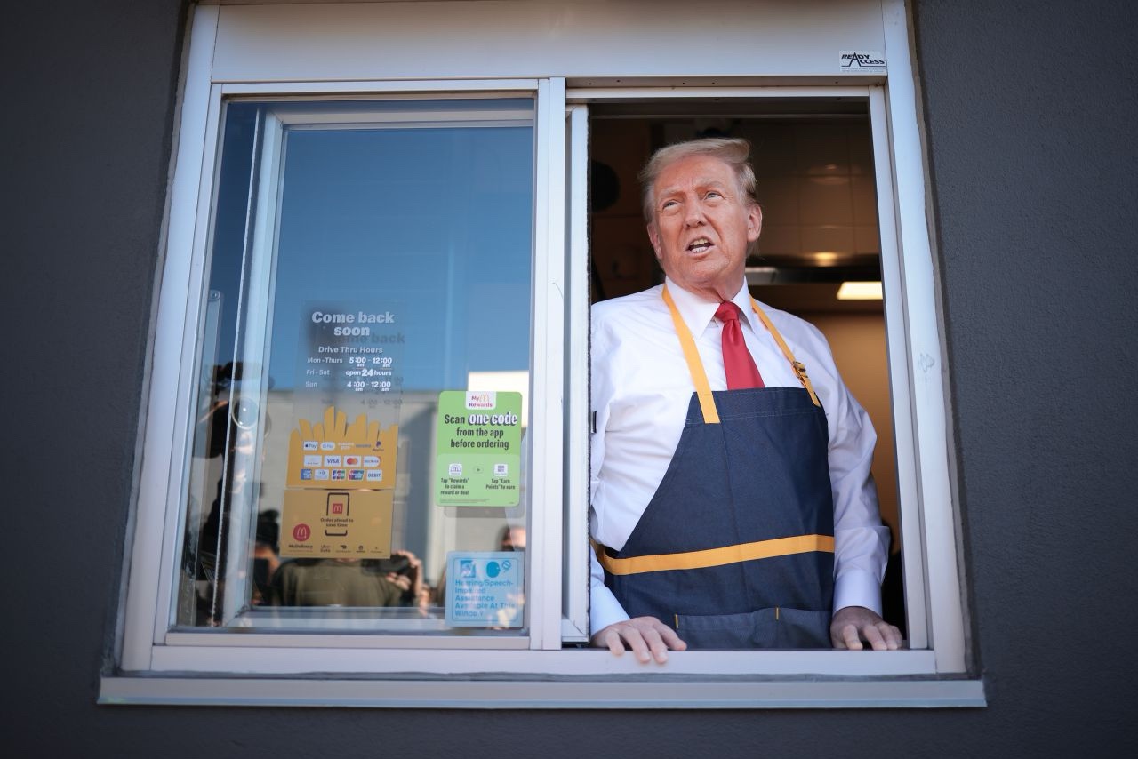 Who wants some hamberders, anyone?