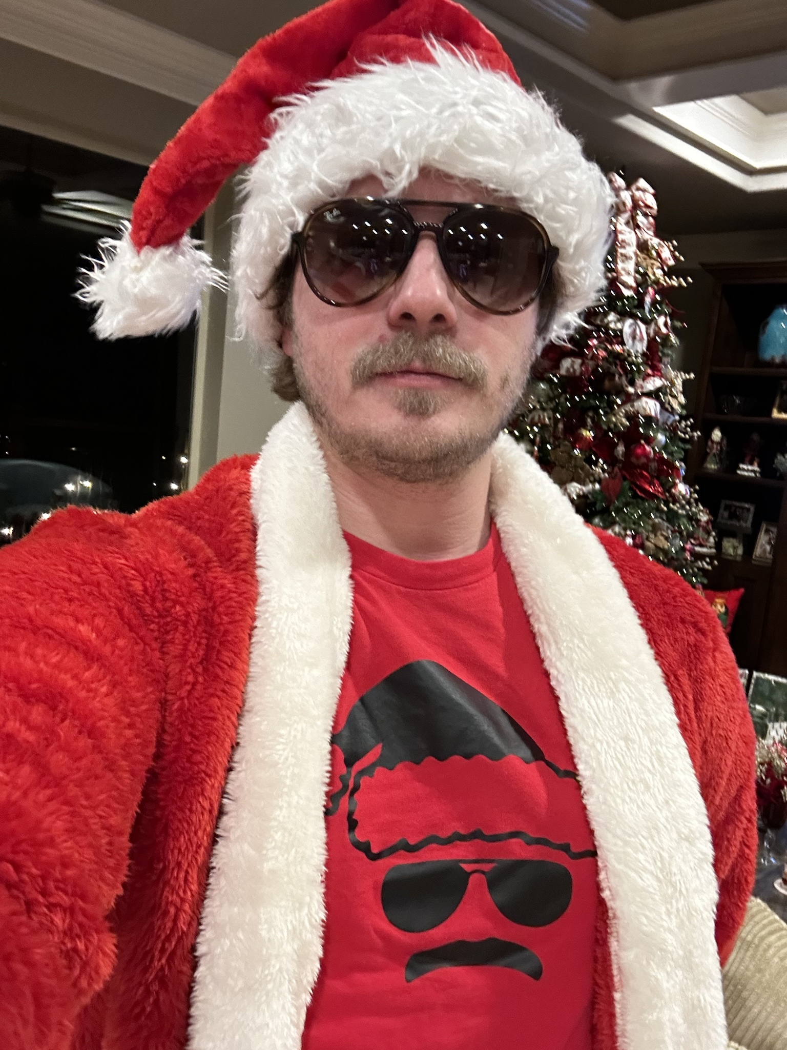 Santa Selfie: It's Shirtmas Time!