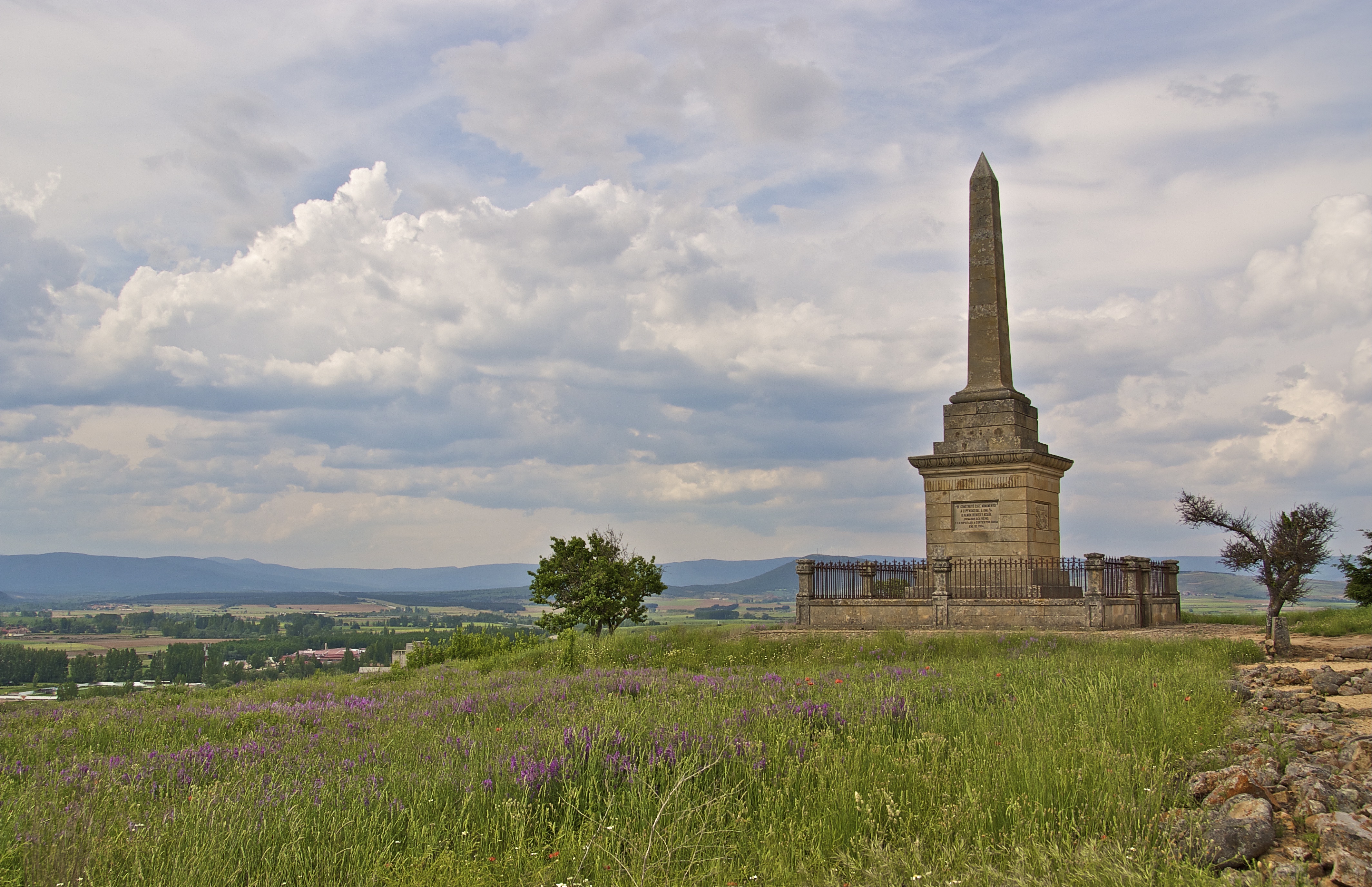 Exploring the Obelisco de Numancia in Soria, Spain