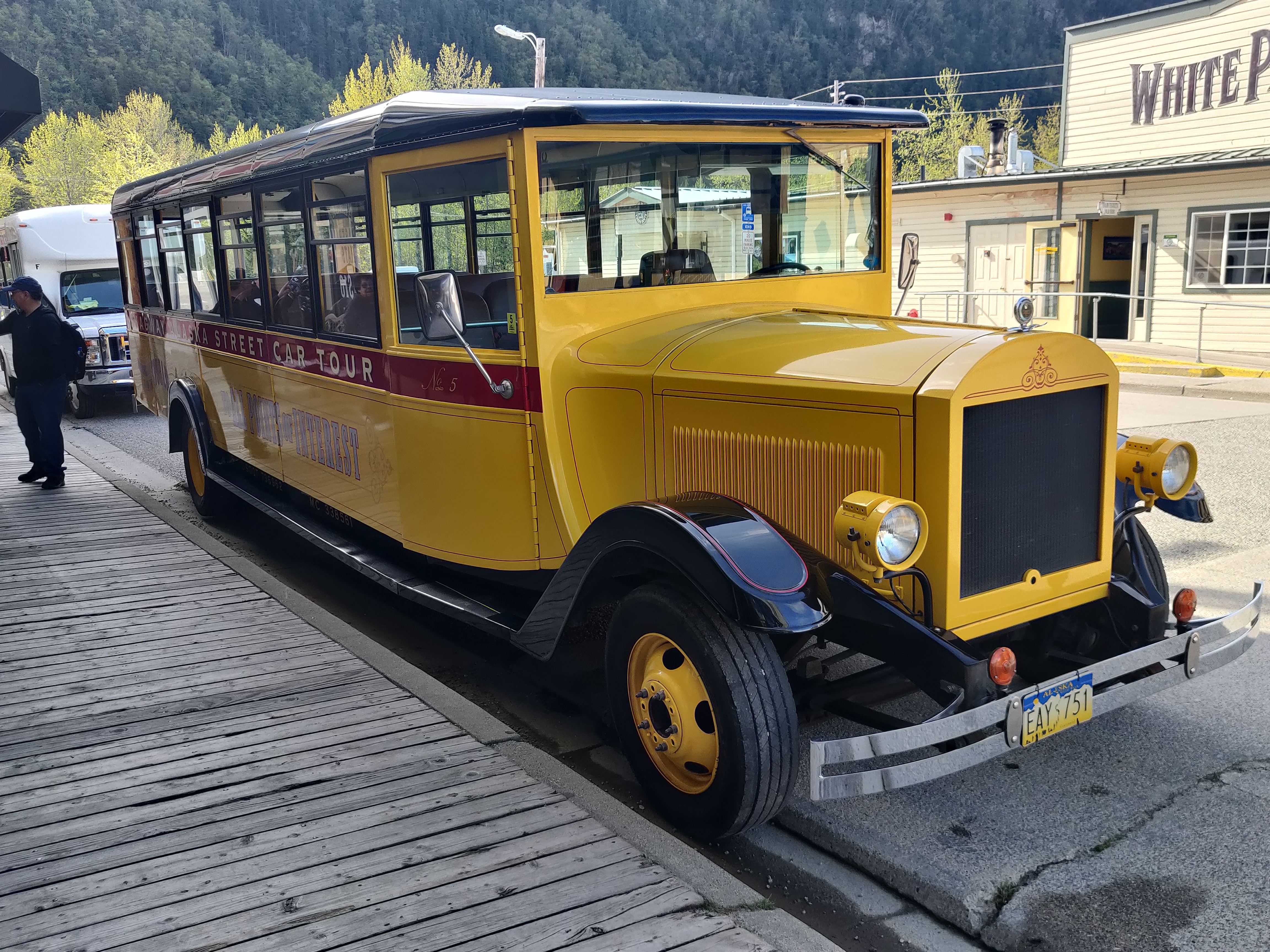 Exploring the Charming Streets of Skagway, Alaska