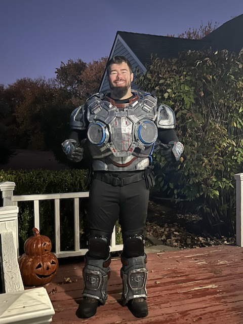 Just finished my gears of Halloween costume just in time!