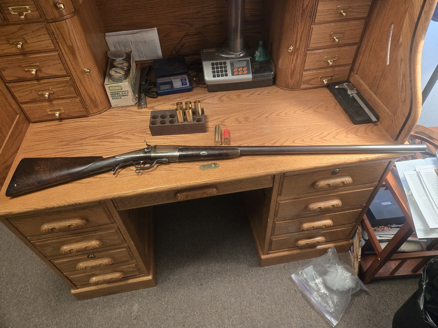 Mystery 8 Bore Shotgun: No Maker's Name, Just Pure Intrigue!