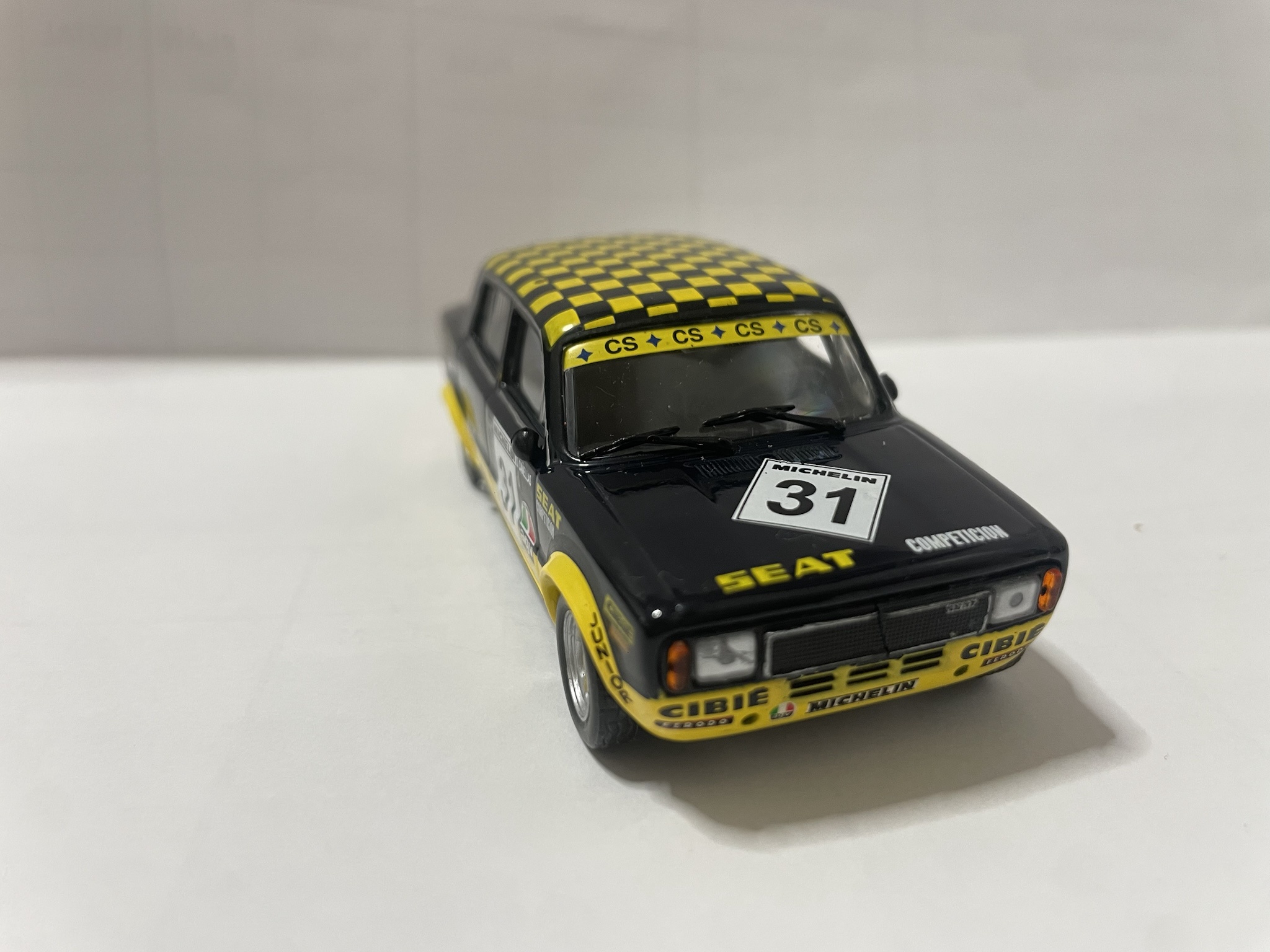 Seat 124: A Collector's Dream - 2000 Gr. 2 CaÃÂ±ellas Model