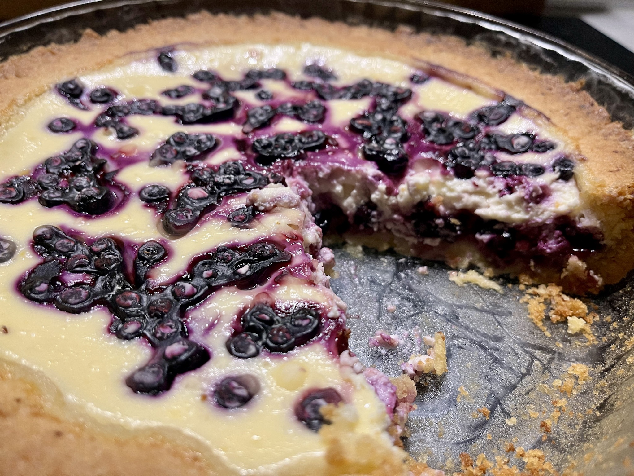 A delicious blueberry pie, made with love! <3