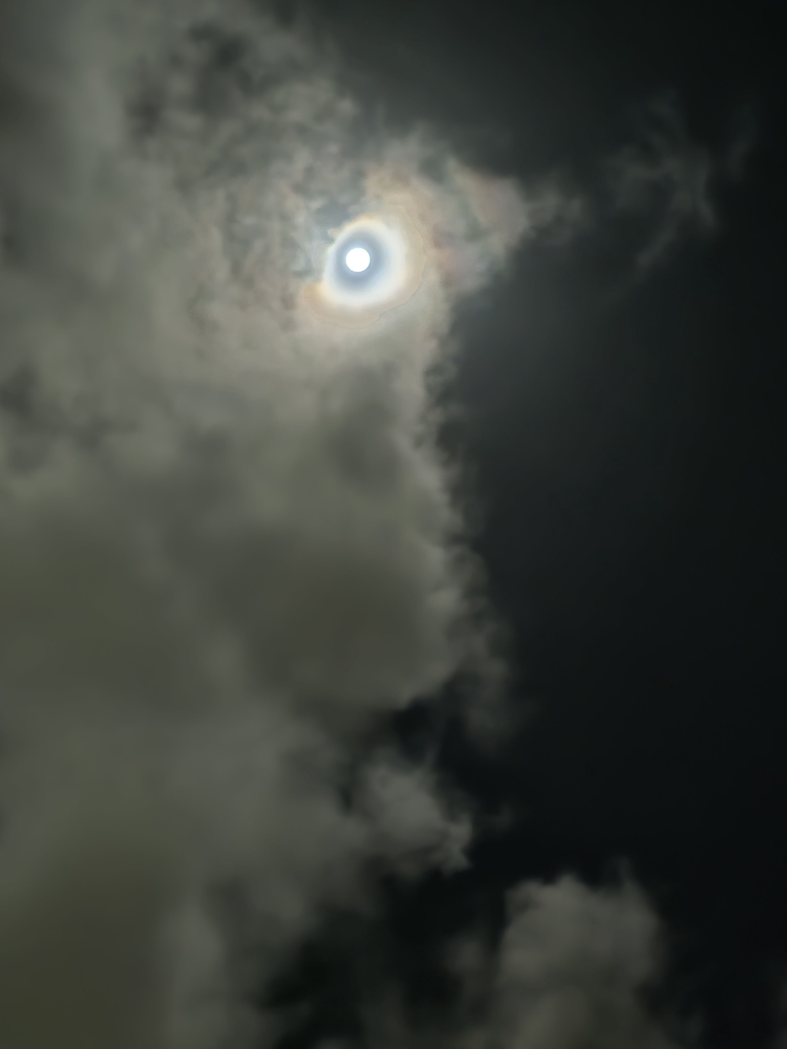 Stunning Capture of the Moon