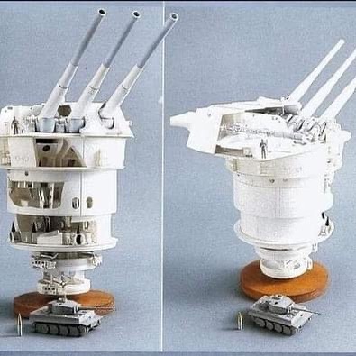 Comparing the Massive Turret of the Battleship Yamato to the Iconic Tiger I Tank
