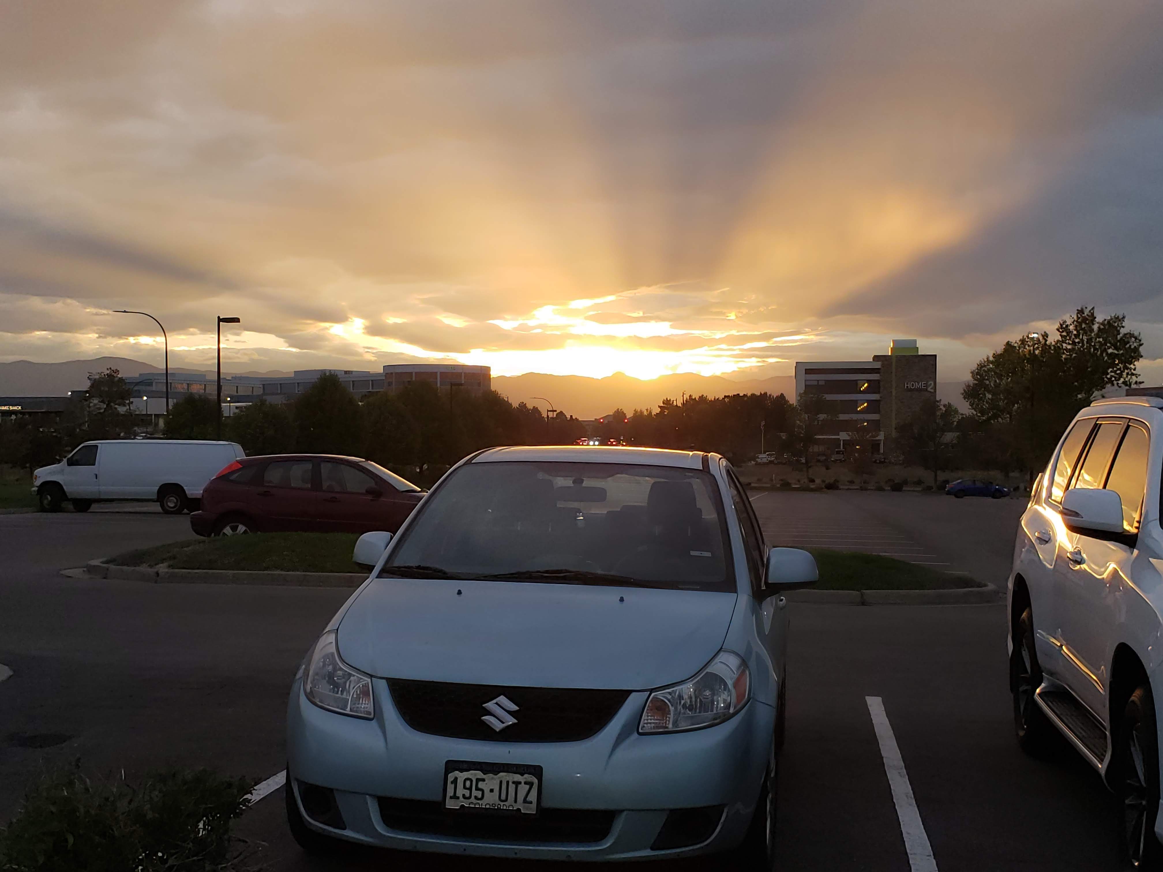Greetings from Suzie: A Carmeet Enthusiast Who Loves Sunsets and Sunrises