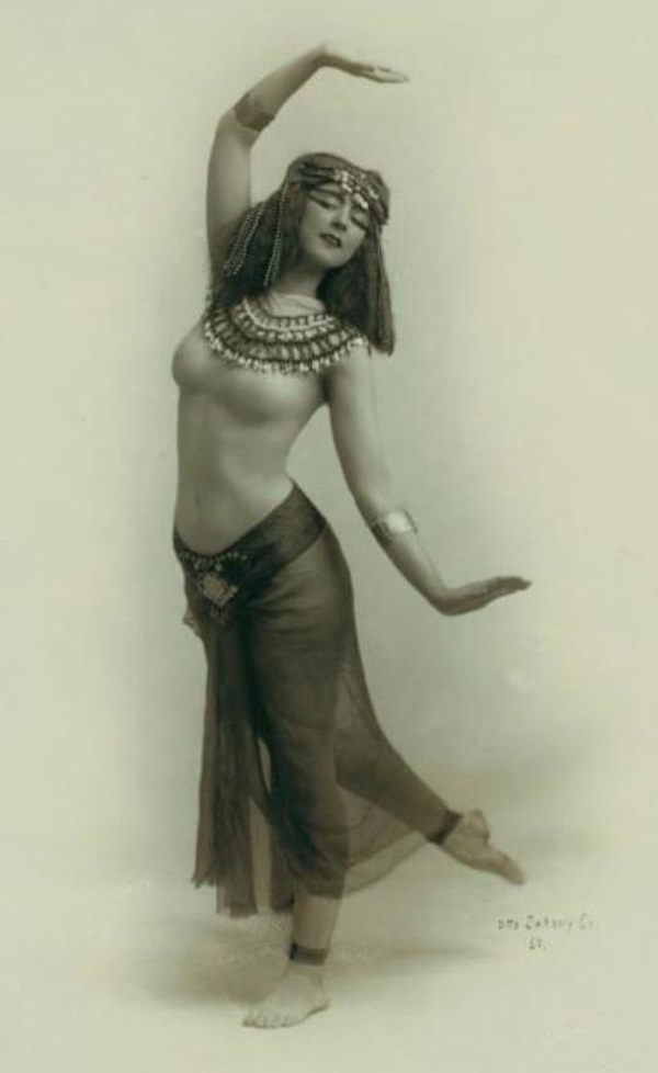 Exploring the Legends of Dance: Stories from Ruth St. Denis to Twyla Tharp