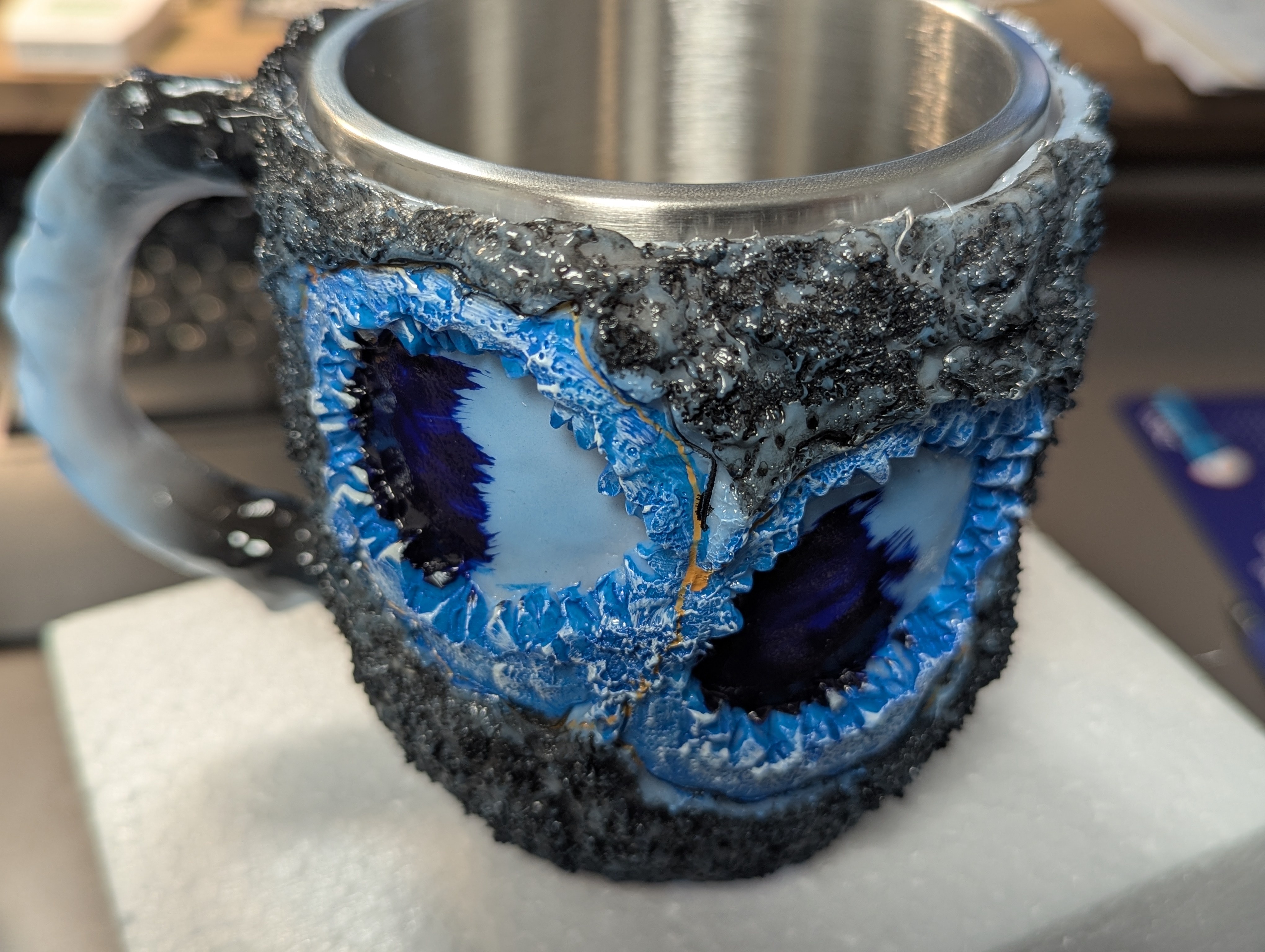 Rixeezi 2024: The Controversial Crystal Coffee Mug Scam