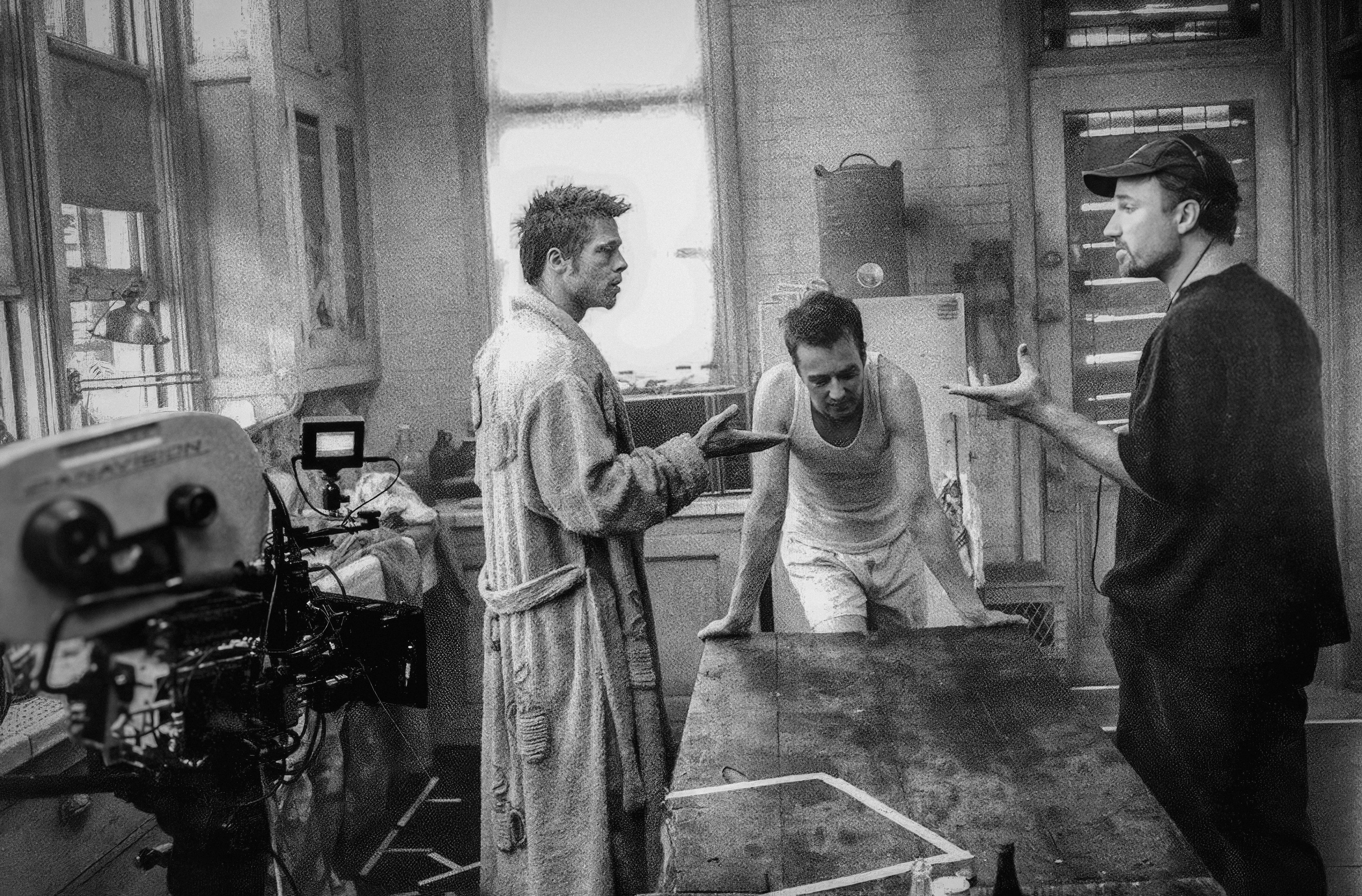 A Glimpse Behind the Camera: Brad Pitt, Edward Norton, and David Fincher on Fight Club Set (1999)