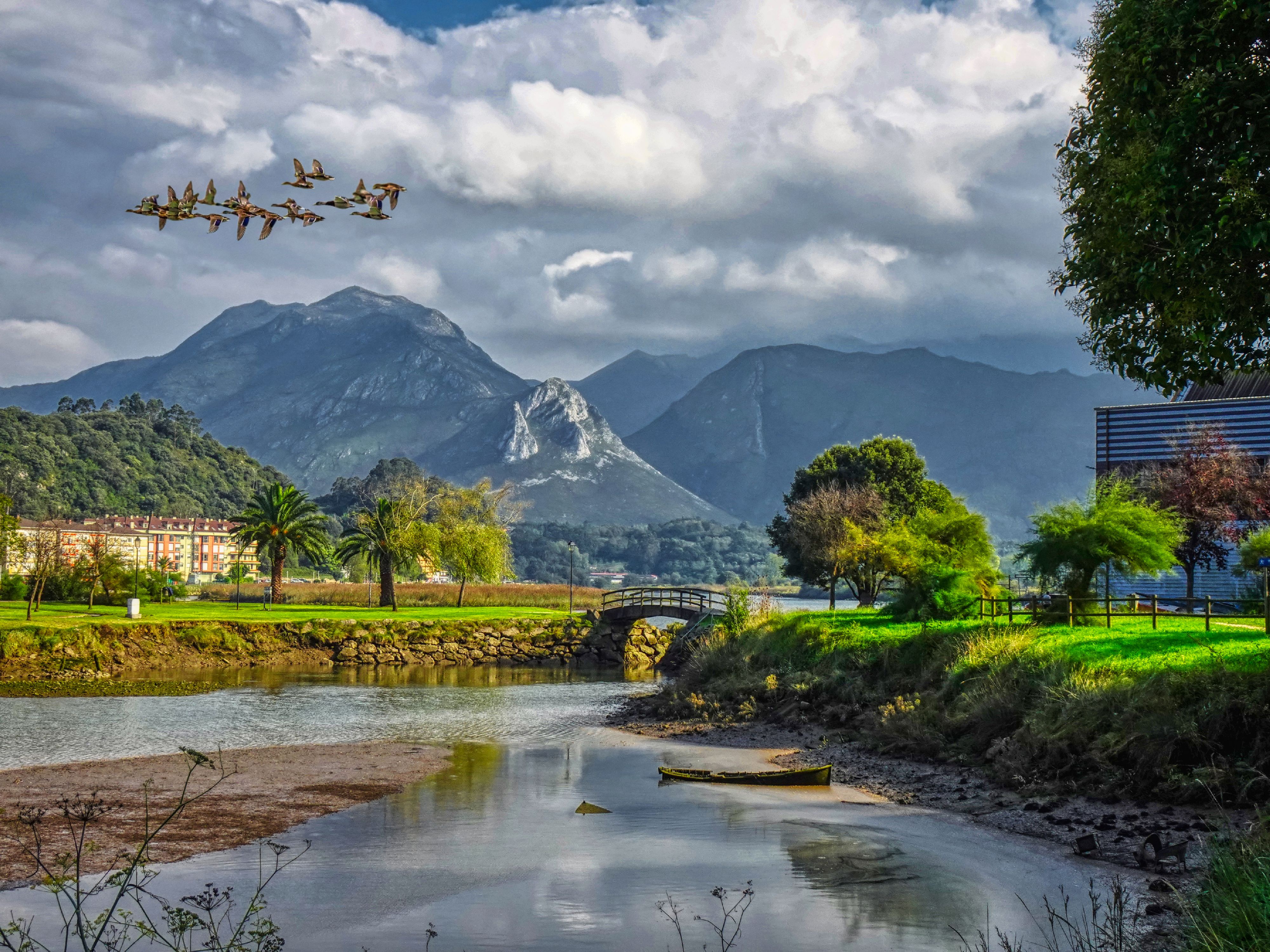 Exploring Ribadesella: The Stunning Ria of Asturias