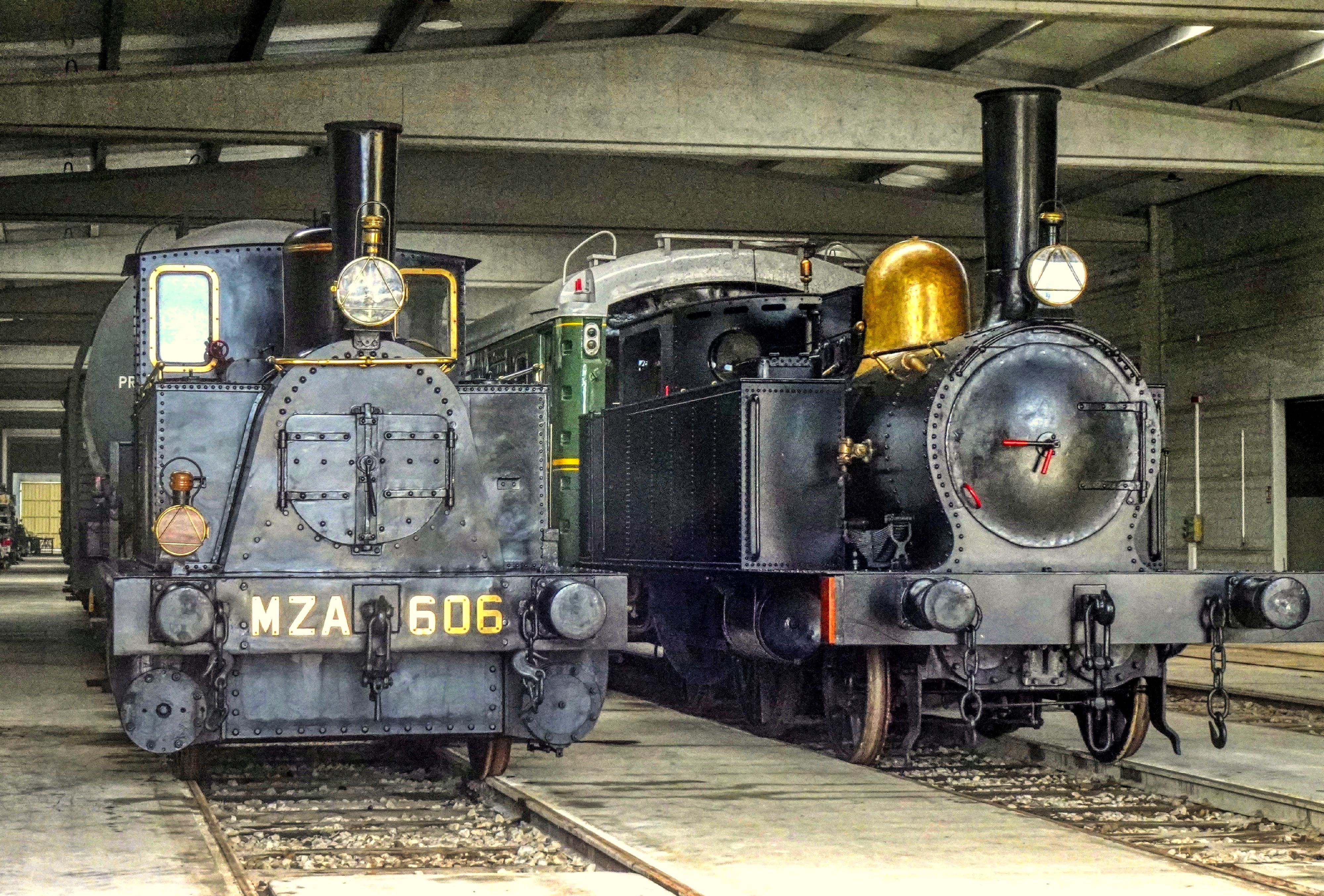 Mora la Nova: A Journey Through the Historic Railway Museum