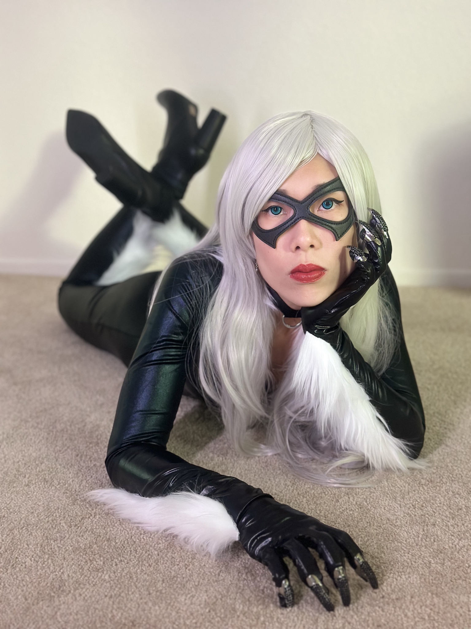 Check out my amazing Black Cat cosplay!