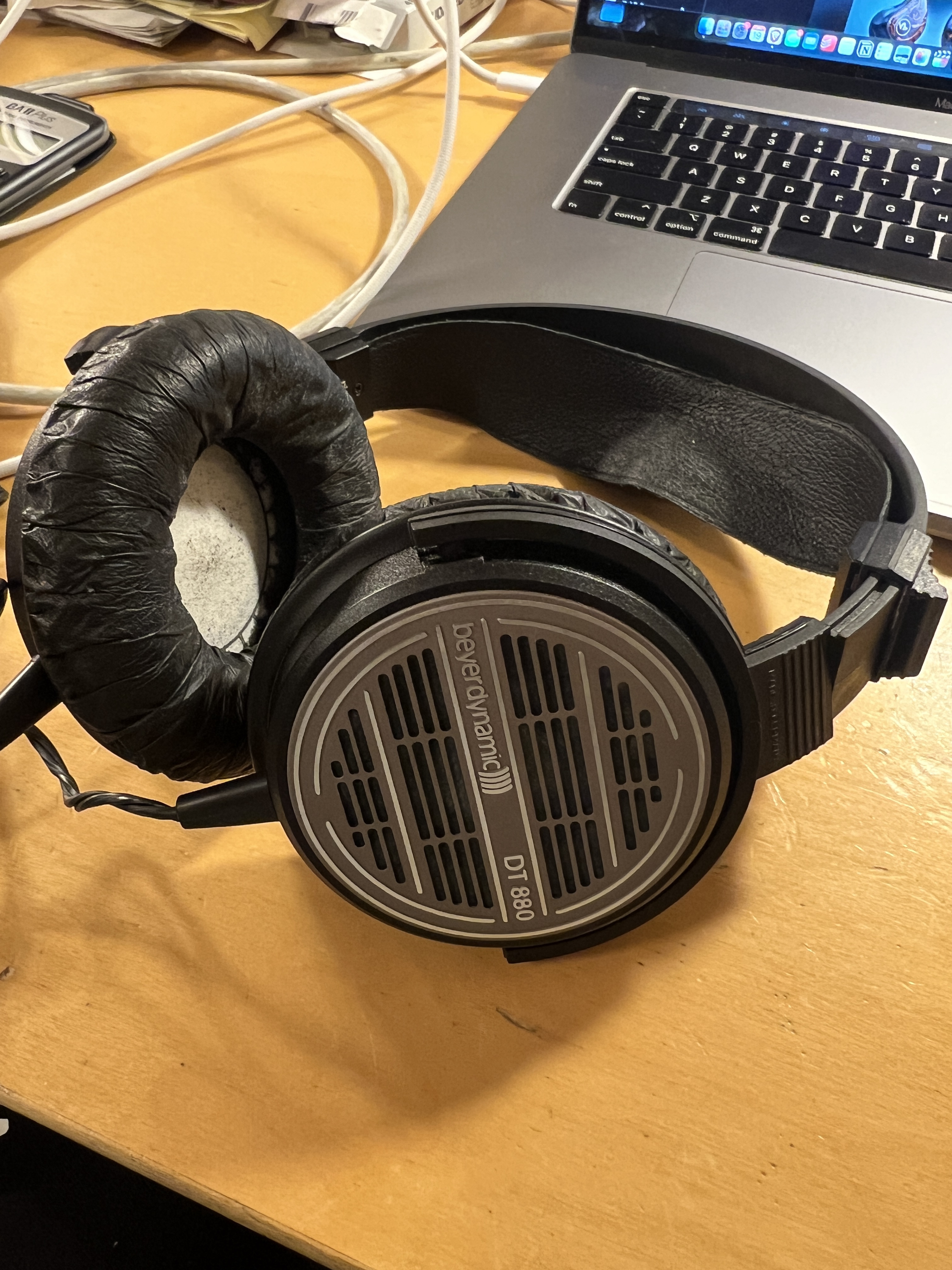 Classic 1980s DT880 Headphones: A vintage gem