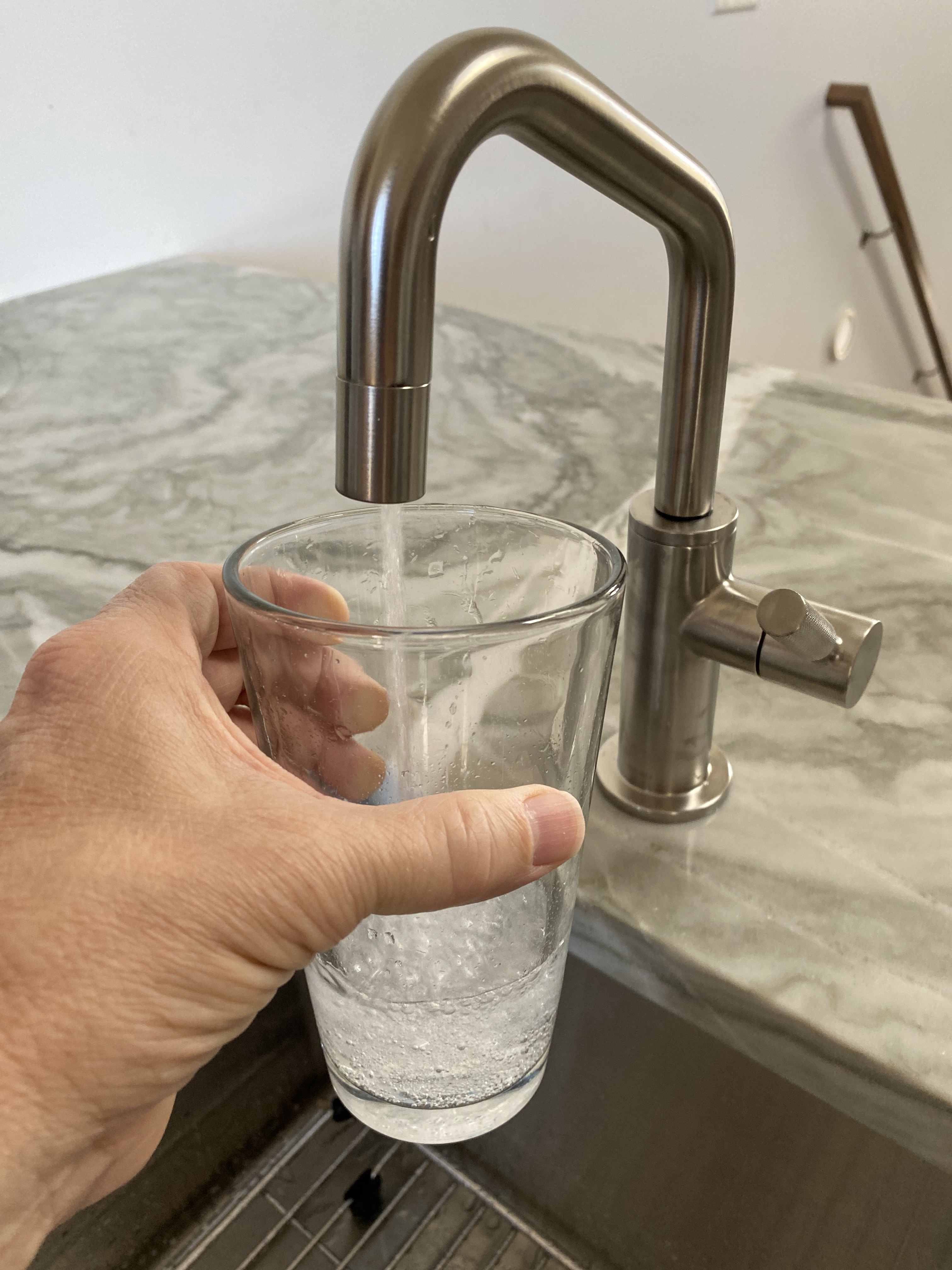 The Continuous Carbonated Water Experience