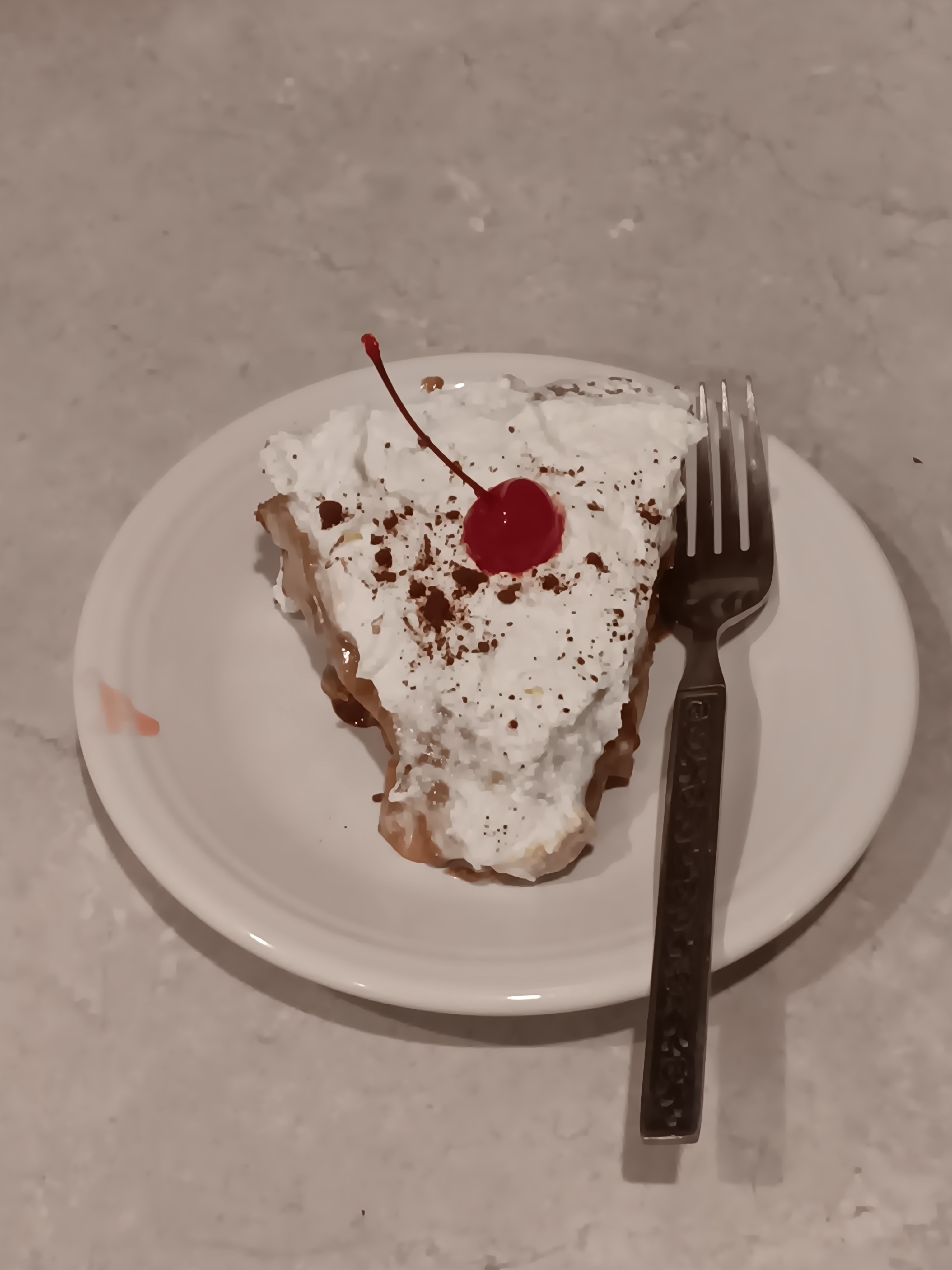 Indulge in the Deliciousness of Banana Split Pie!