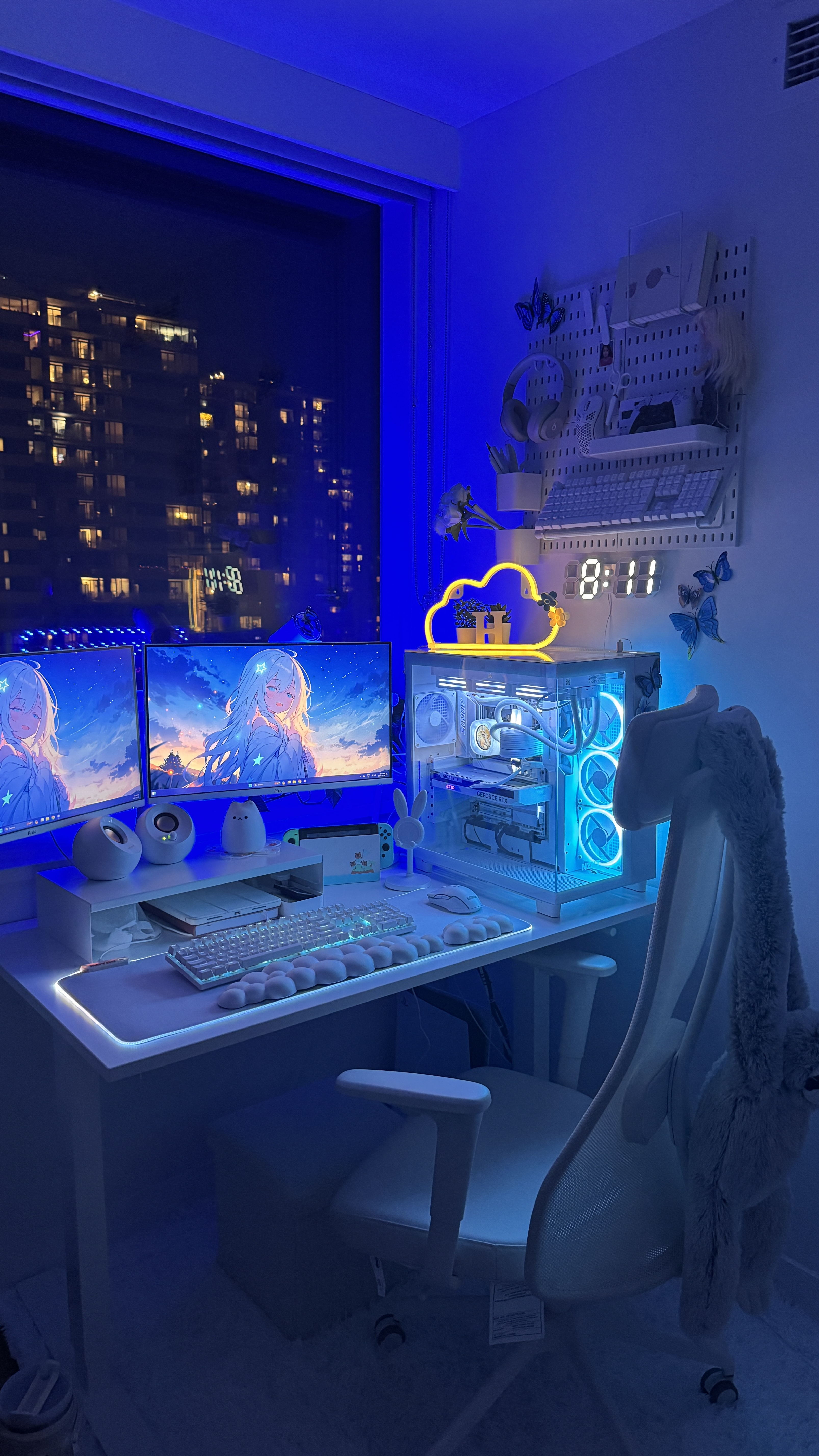 The Ultimate All-White PC Setup