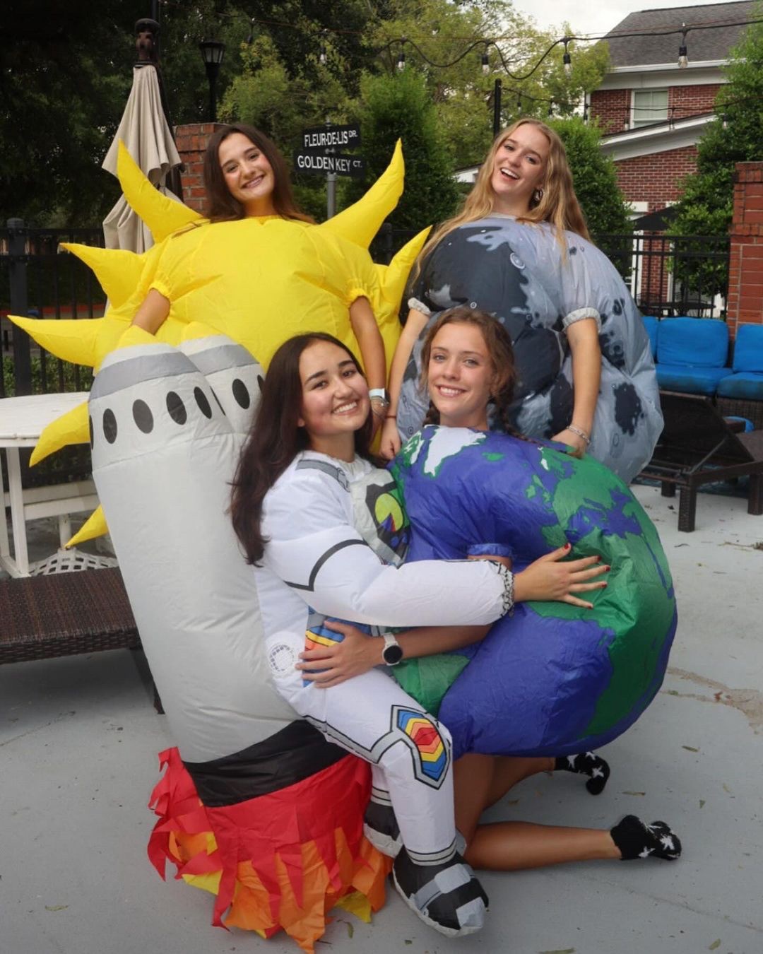Meet the Space Girls: Out of This World Fun