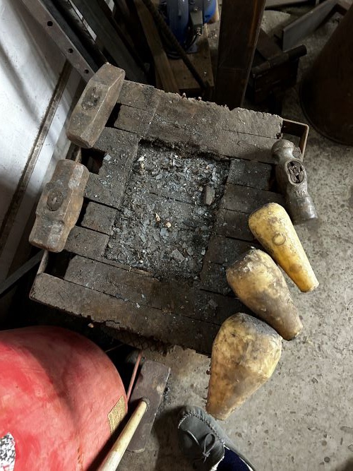 Introducing the sturdy swage block stand!