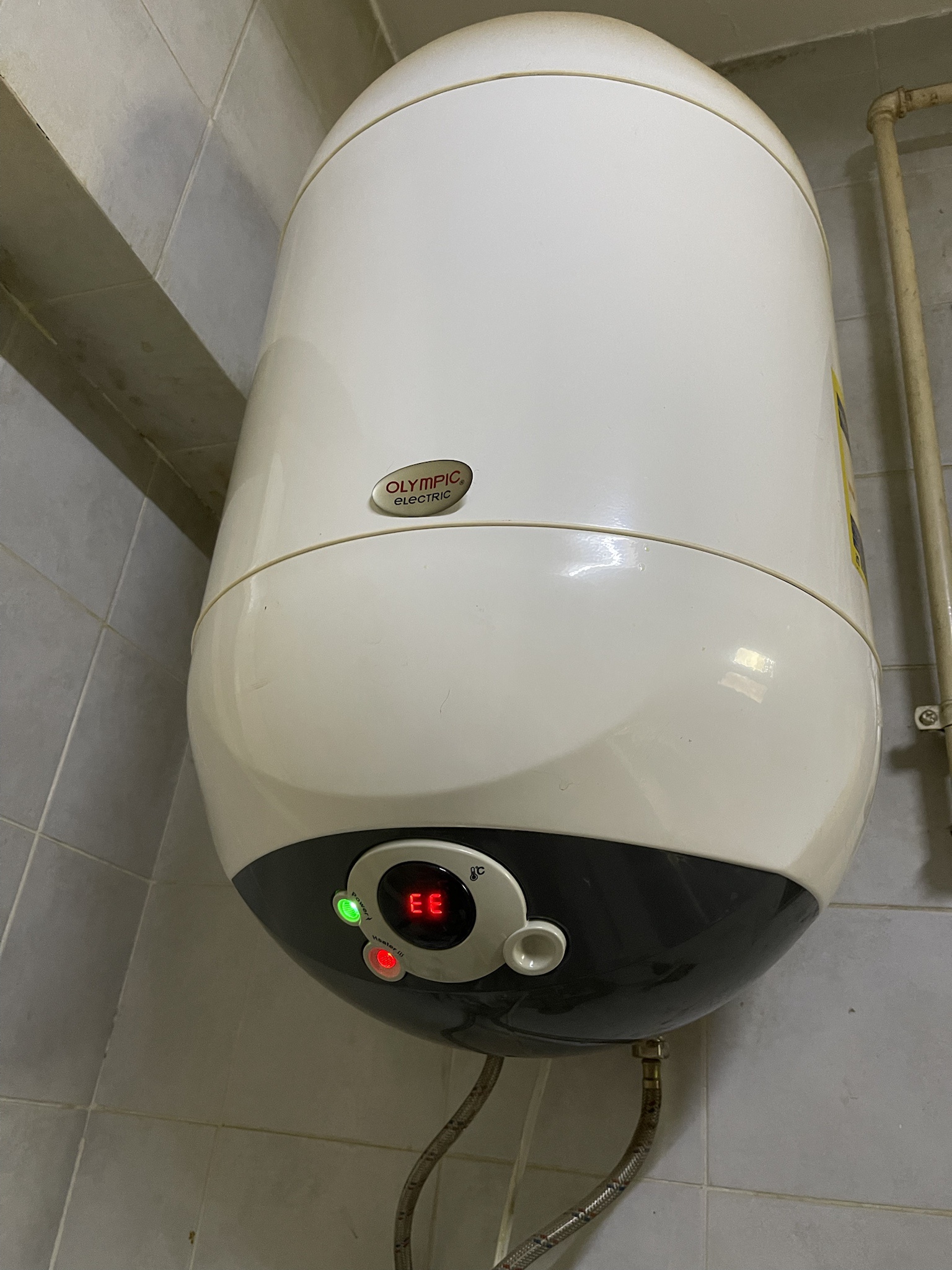 Decoding the Mystery: What Does That Blinking EE Light Mean on My Water Heater?