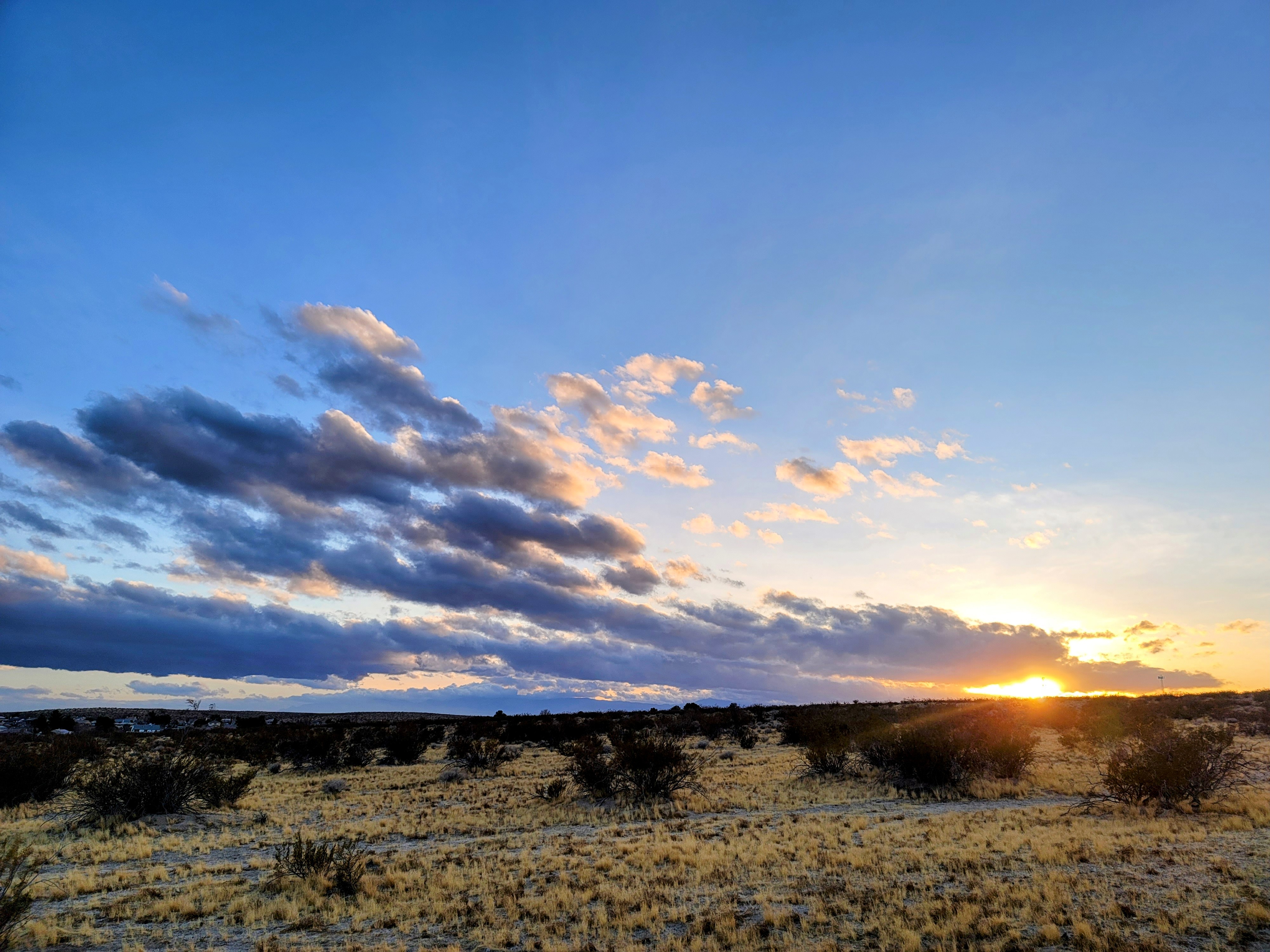 Stunning Mojave Sunset: December 14, 2024