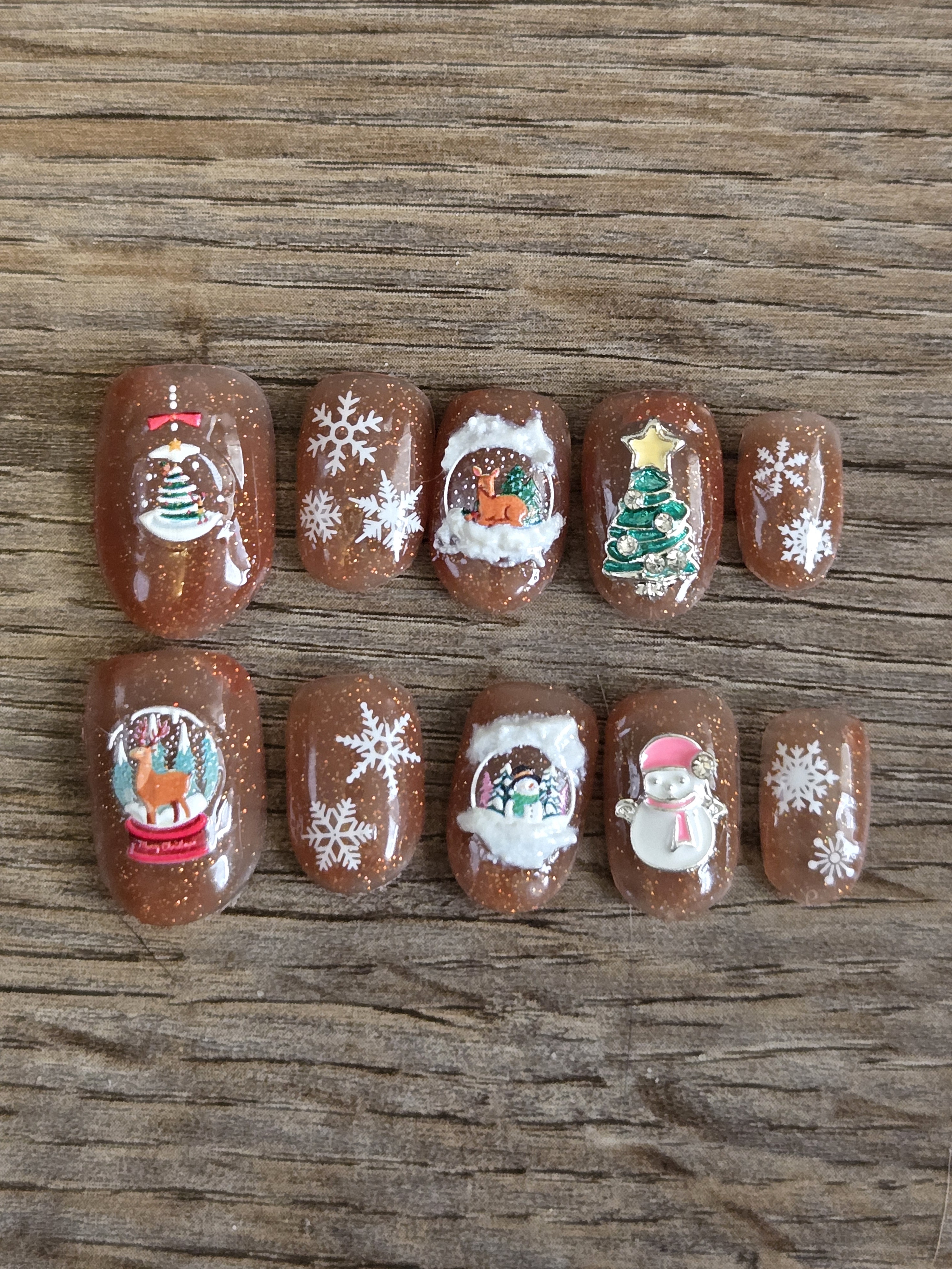 Holiday Crafting: My Second Attempt at Making Christmas Nails for 2024