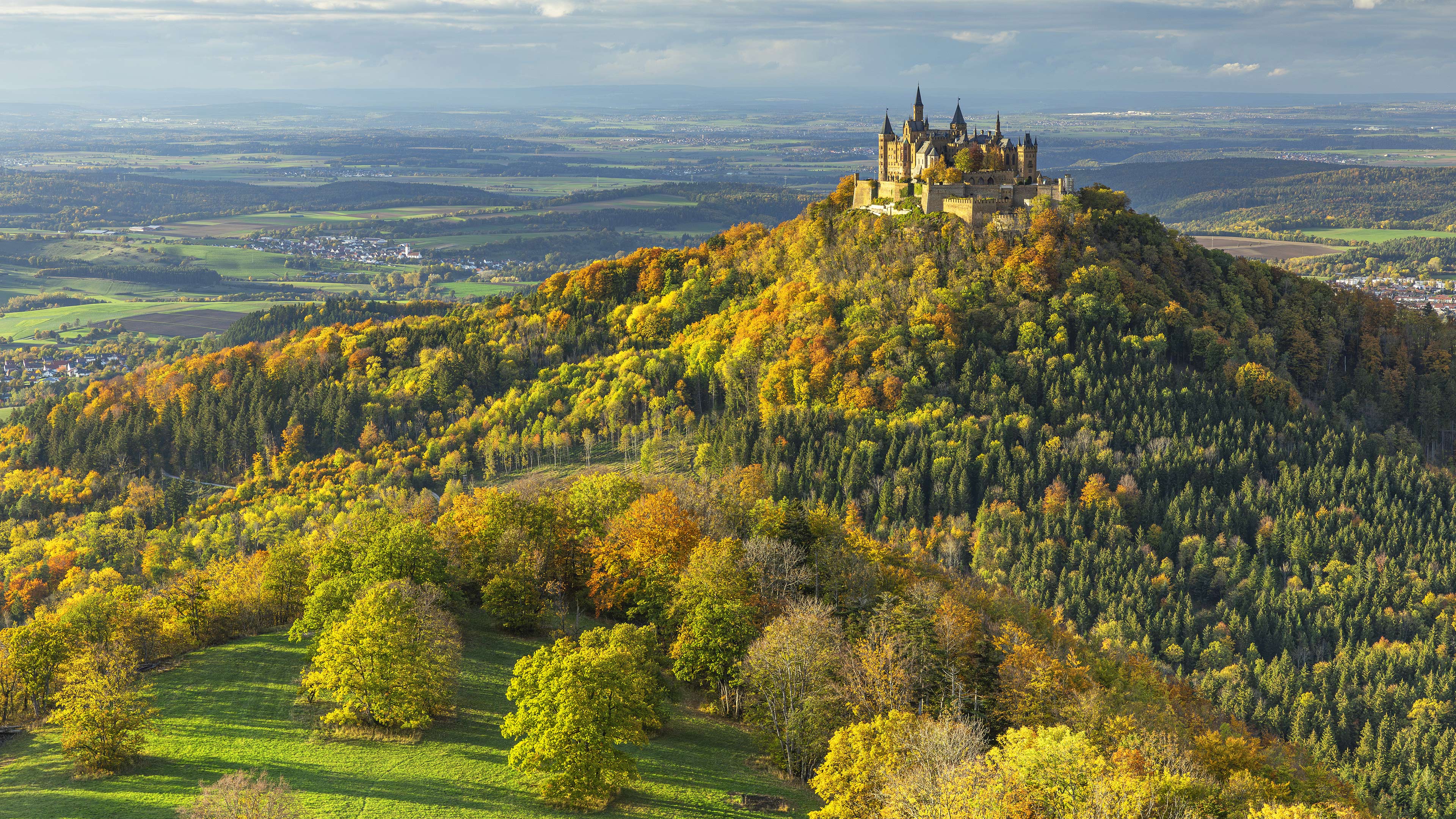 Tales of Hills and Hohenzollerns