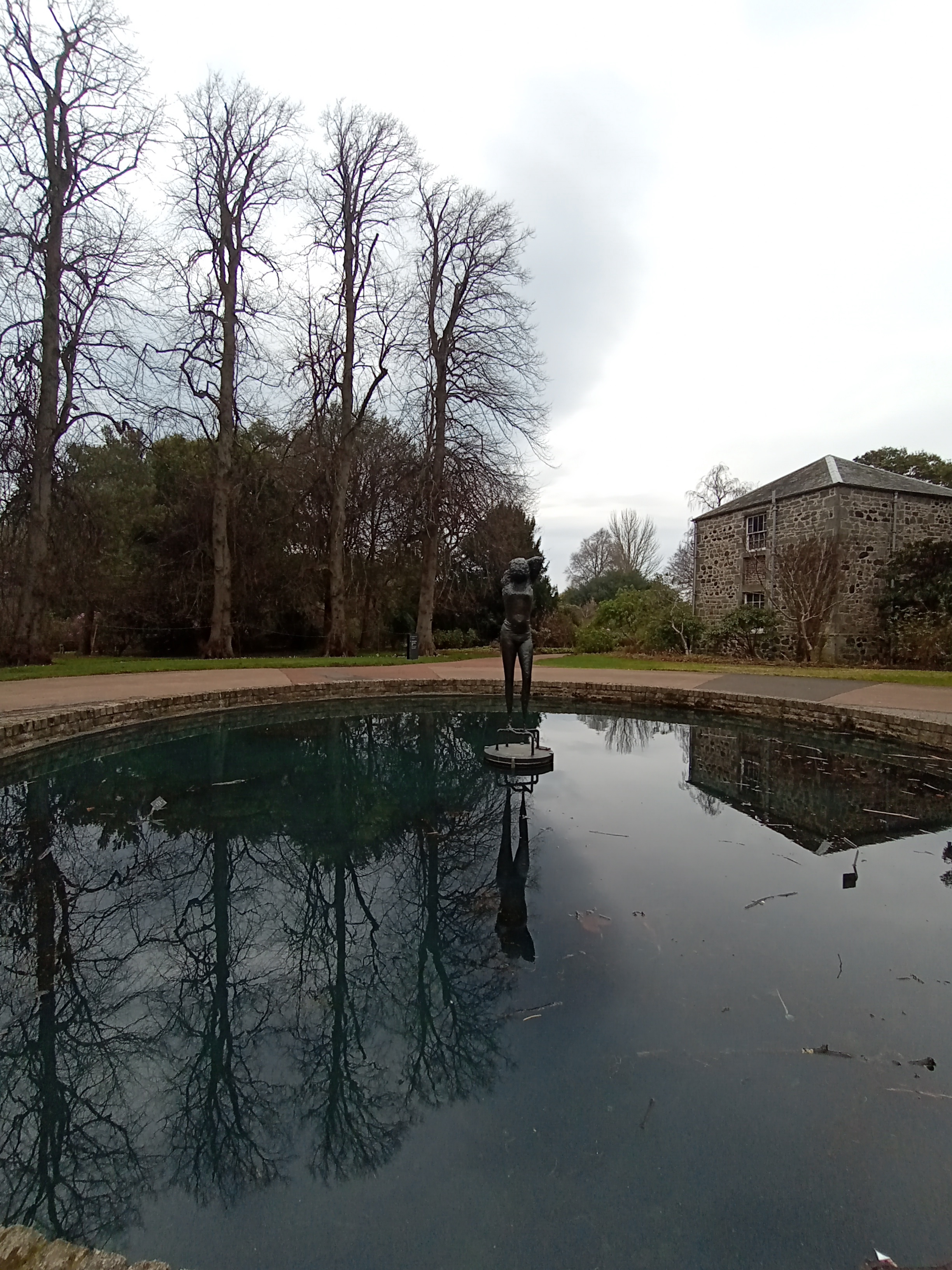 Exploring the Beauty of the Royal Botanic Garden in Edinburgh