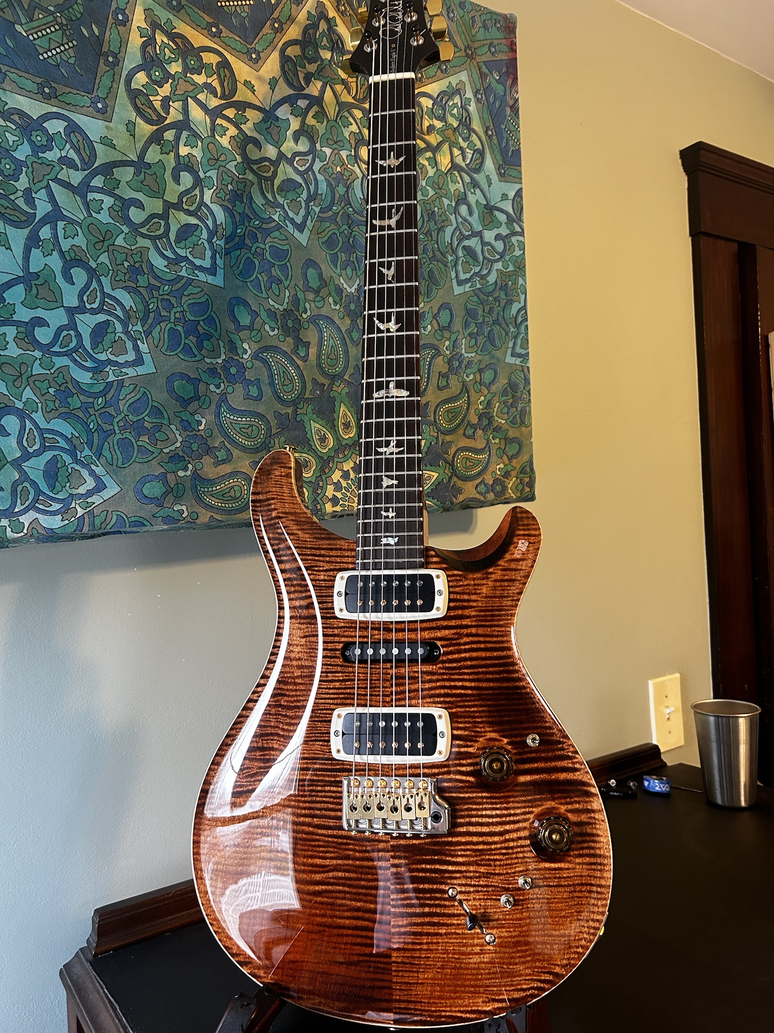 Introducing the PRS Modern Eagle V: A Guitar Lover's Dream