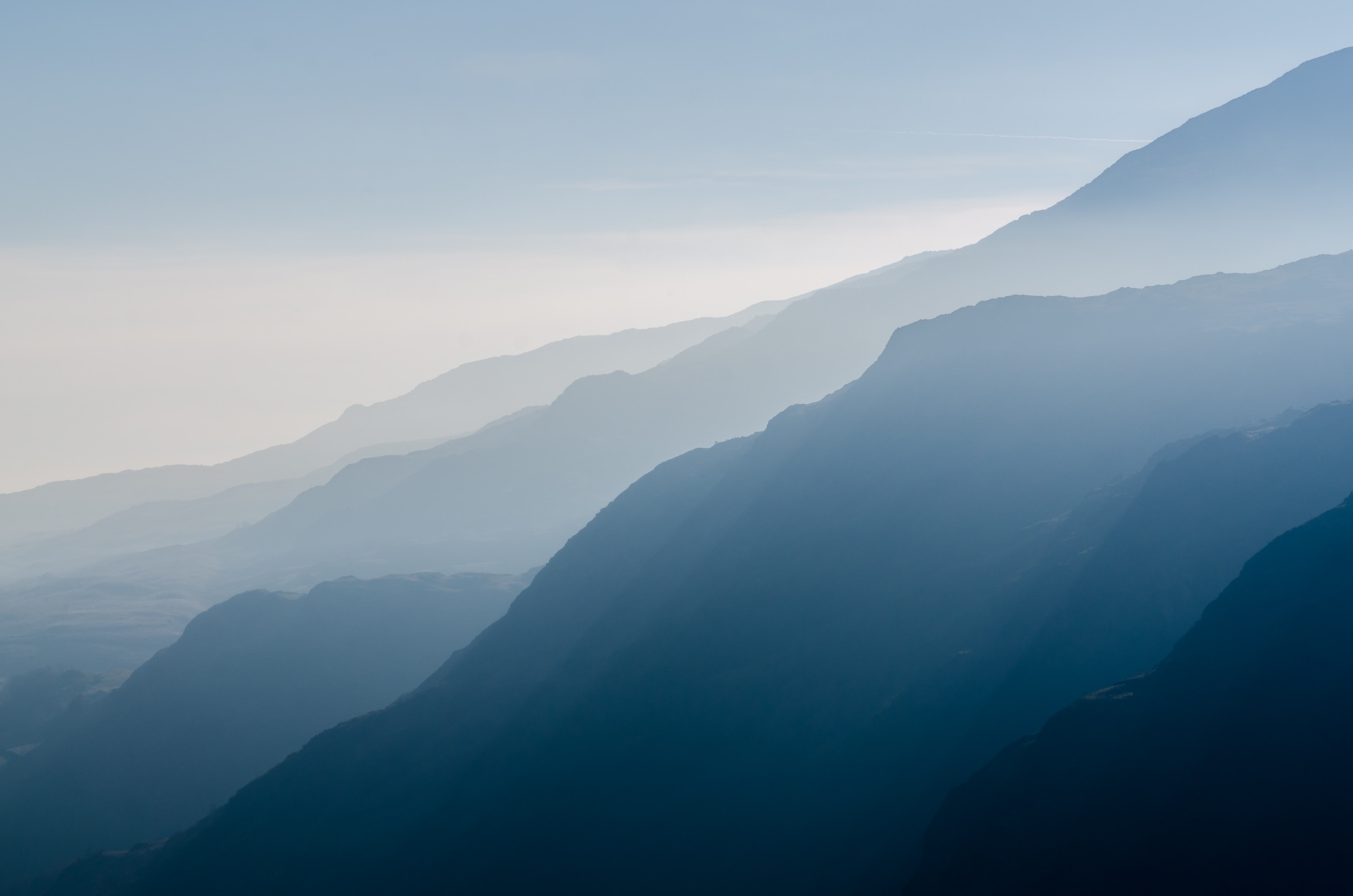 Majestic Mountains Await: Nature's Grandeur!