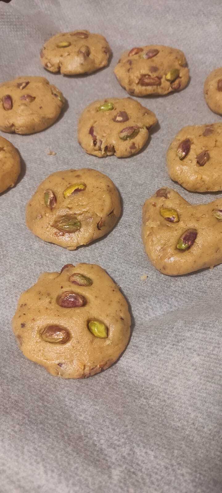 Delicious Pistachio and Chocolate Cookies