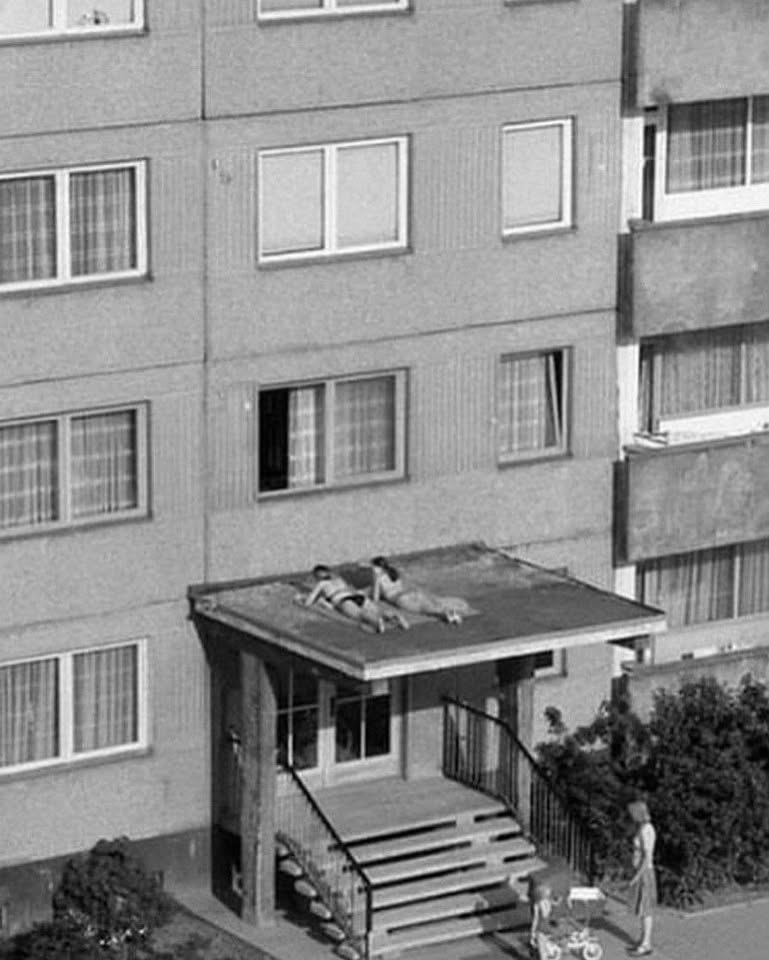 A glimpse into sunbathing life in East Germany back in 1982