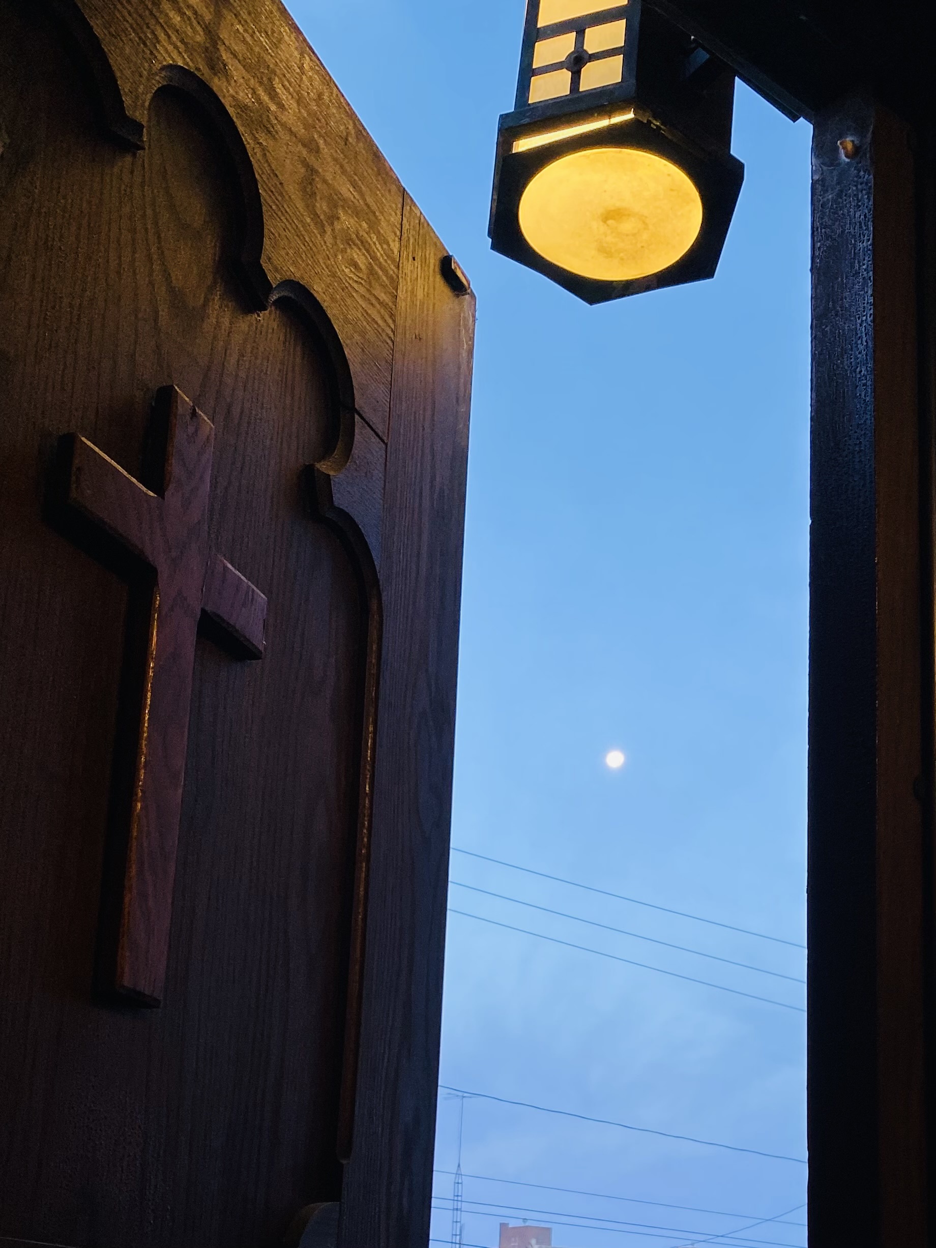 Capturing the serene beauty of a Sunday morning moonrise.