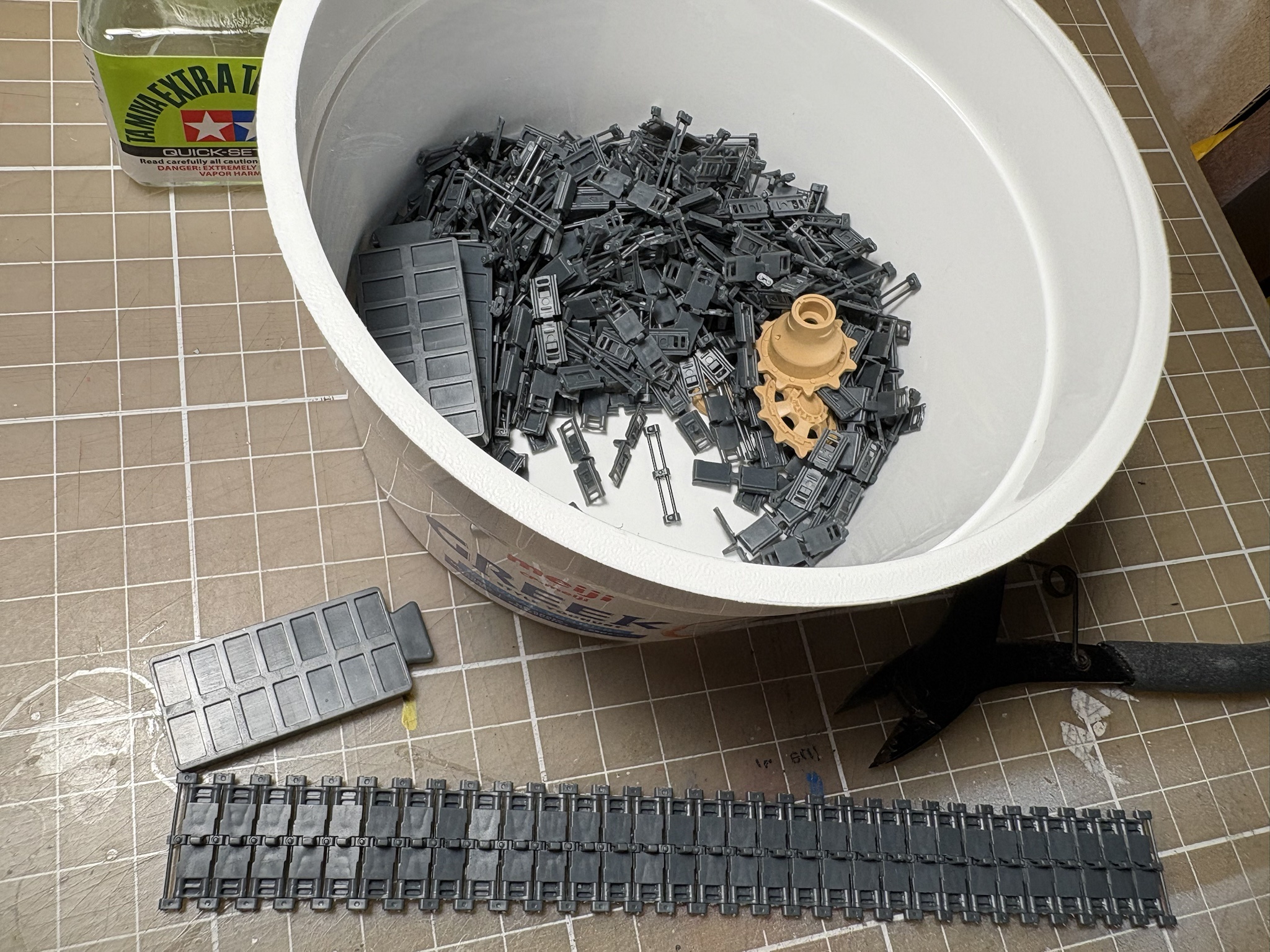Detailed Model Showcase: 1/35 Scale Leopard 2A6