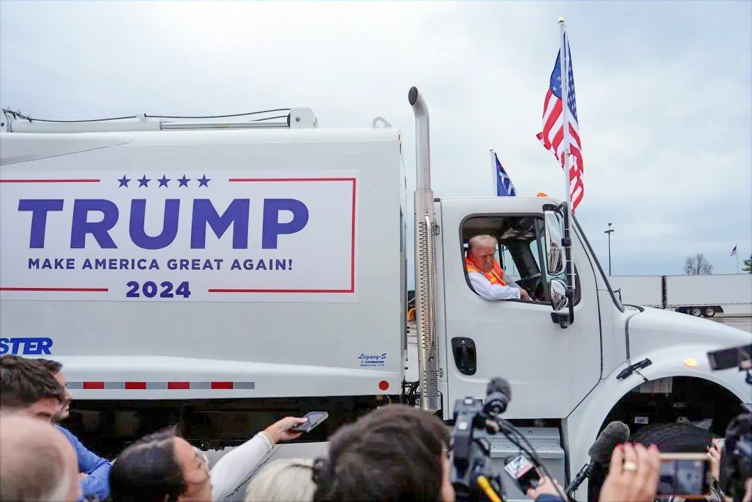 Dump Truck Driver's Hilarious Mix-Up: Trash Up Front!