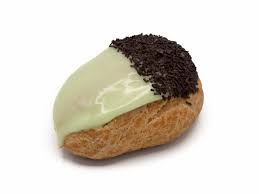 Indulging in French acorn pastries: Le salambo!