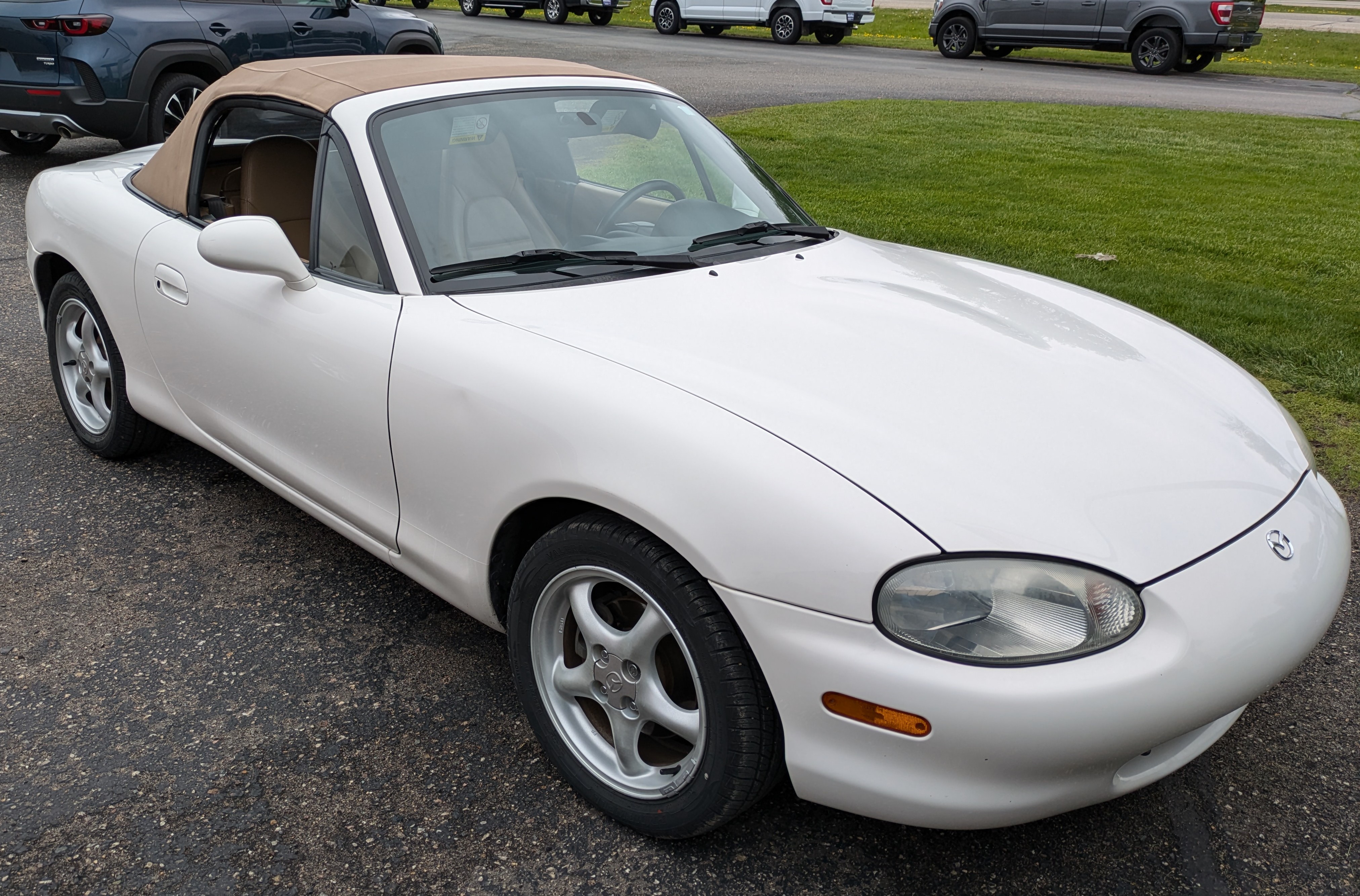 Throwback to my 1999 Mazda Miata!