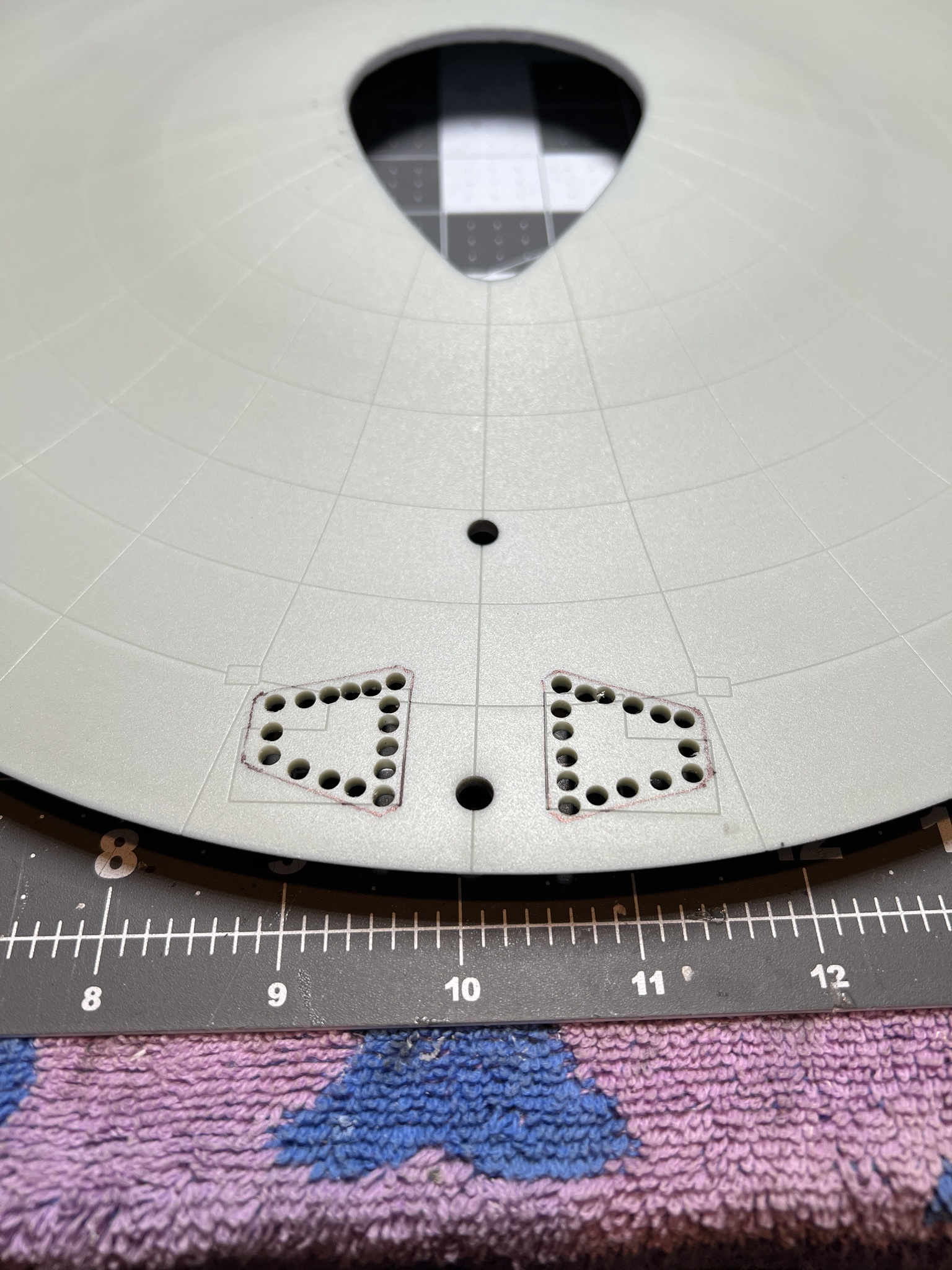 Modifications to the 1/350 TOS Enterprise Saucer