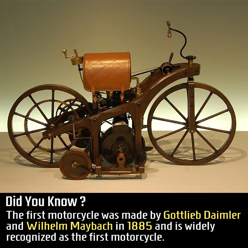 Introducing the First Motorcycle: The Daimler Reitwagen!