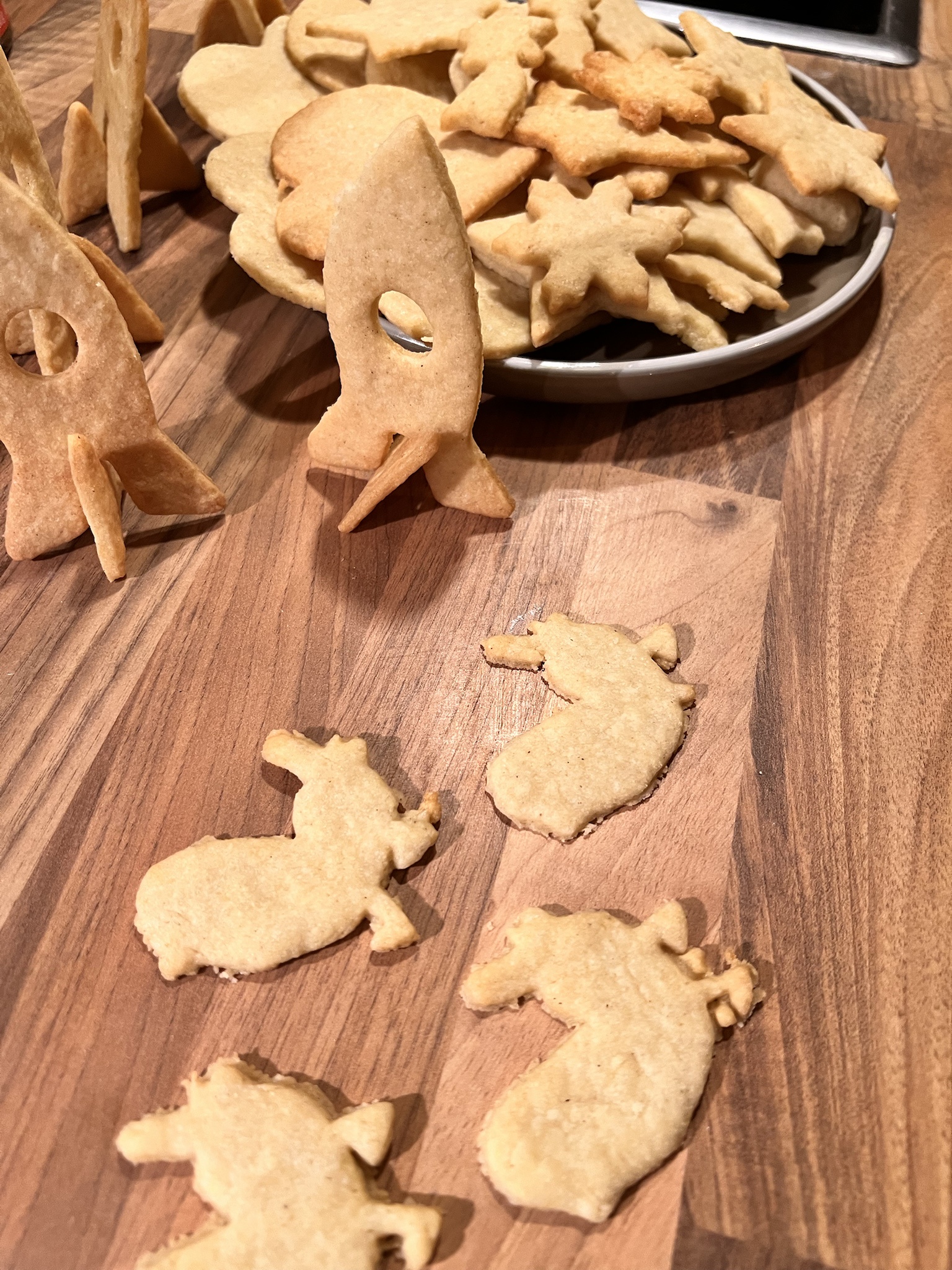 Kicking off the festive Plätzchen season early this year!