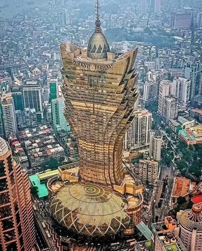 Discover the Grand Lisboa: Macau's Iconic 47-Story Luxury Hotel and Casino