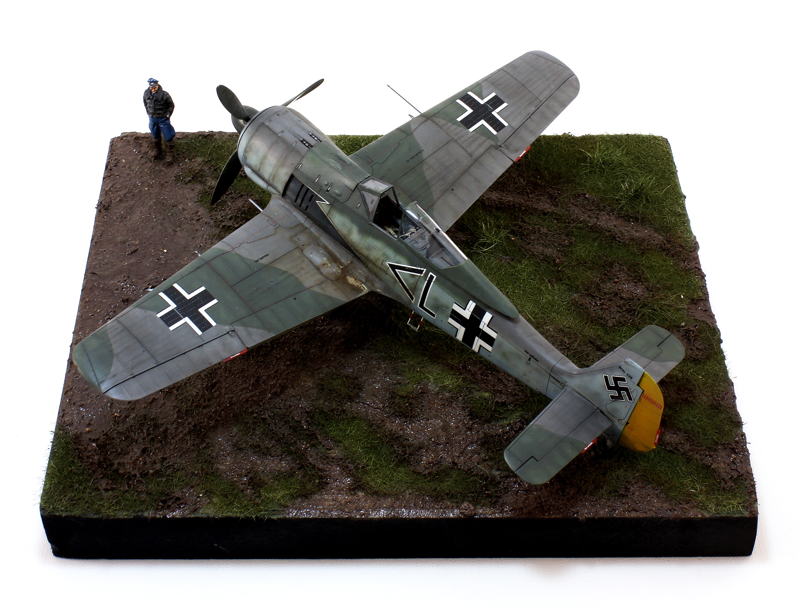 Exploring the Eduard FW190 A-2: Part Two of the Journey