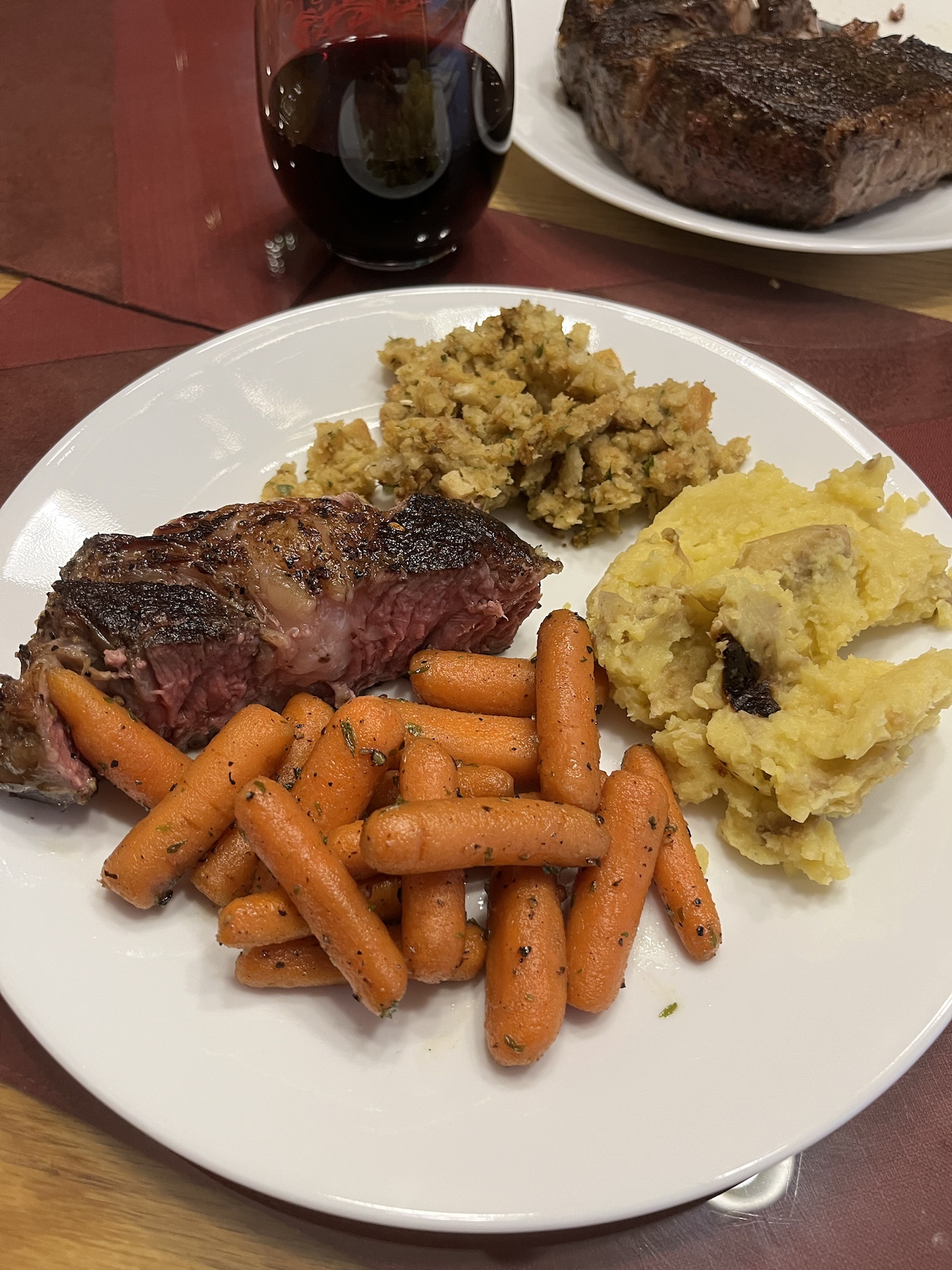 A mouthwatering Thanksgiving roast to remember