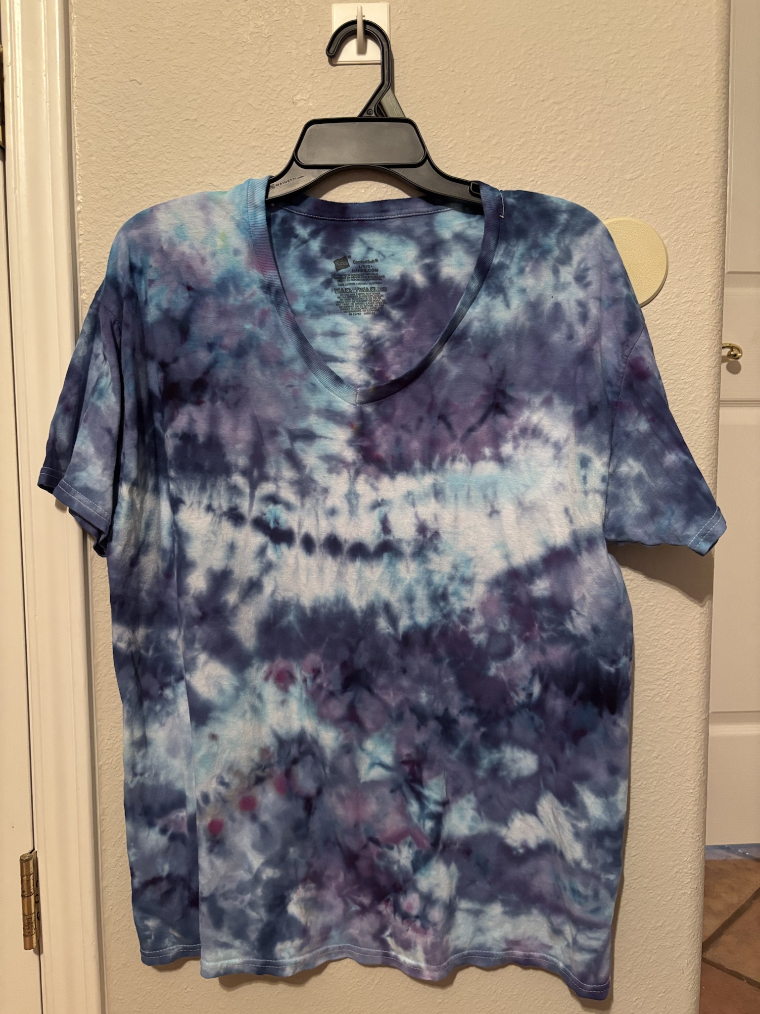 The Art of Tie Dye: Blue and Purple Ice Method