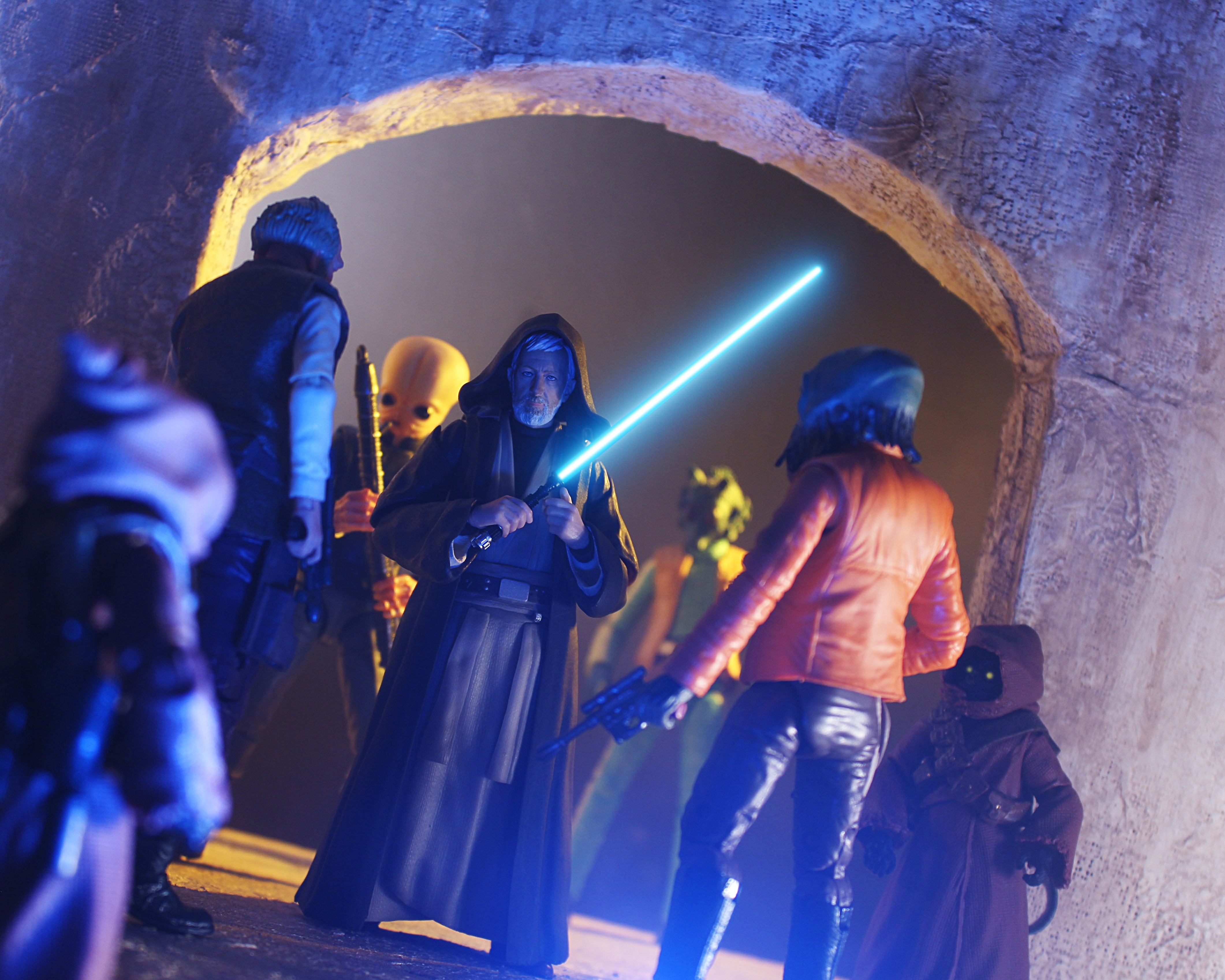 Epic Showdown at the Cantina