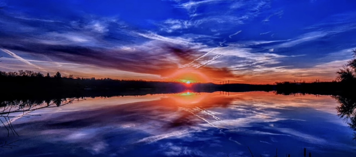 Another stunning sunset to brighten your day